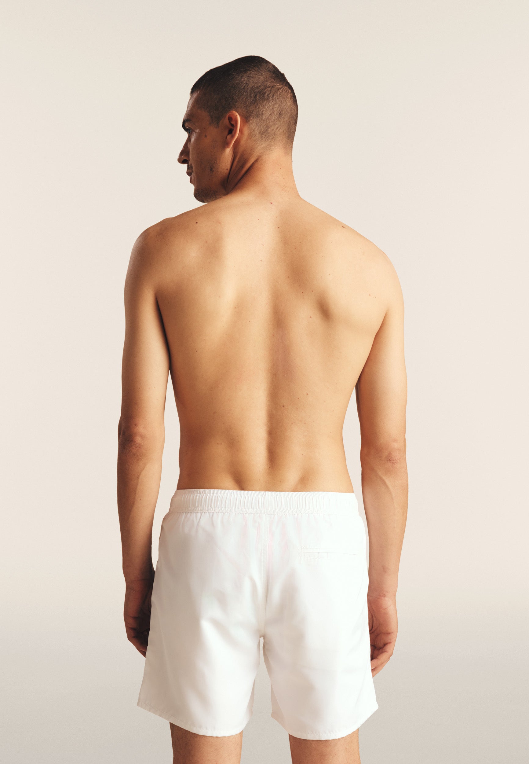 AB-FRY25MBM02_AB0W_-_ABM_L 2