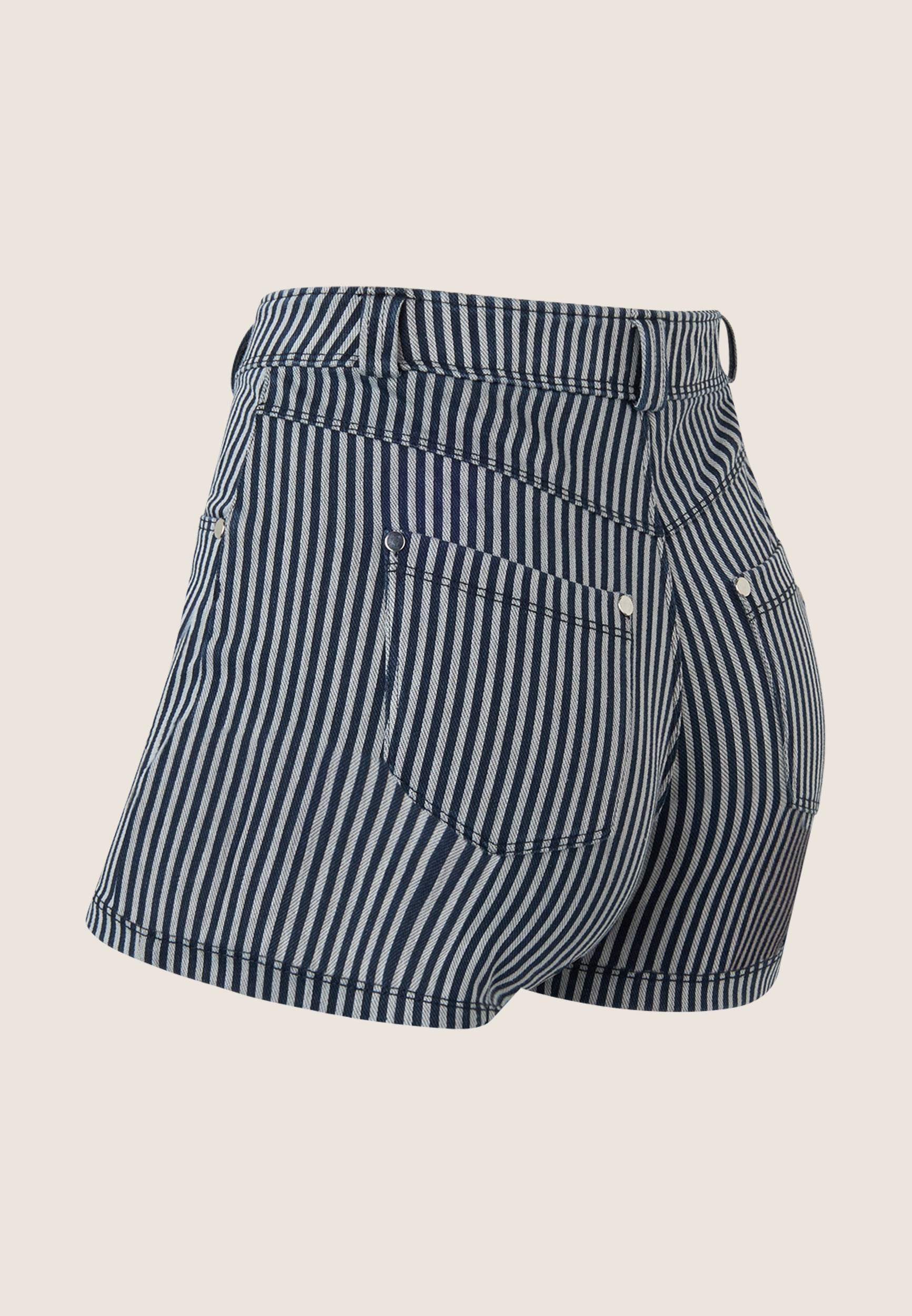 BLACK9RS206O1_J0B_-_W_XS 2