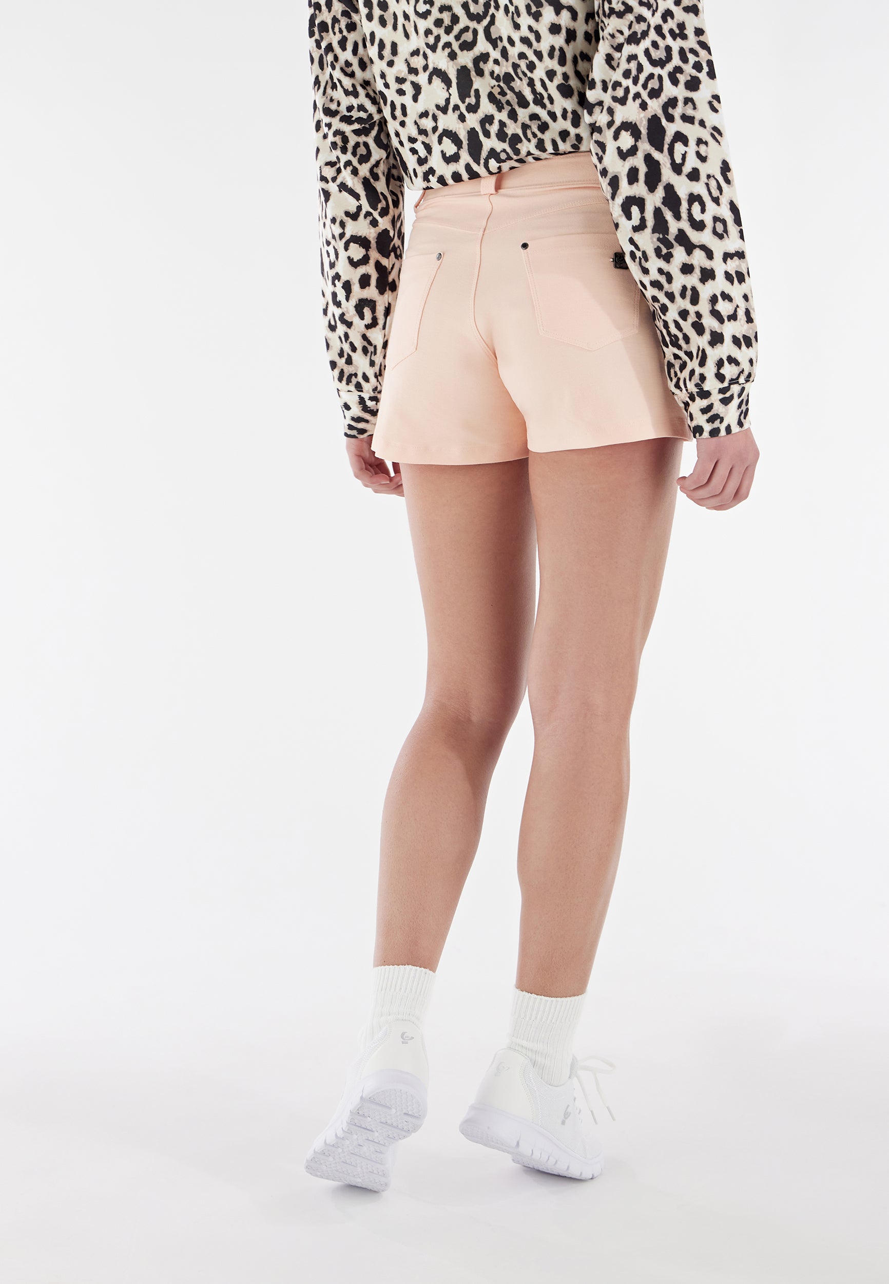 BLACK9RS313O_P115_-_W_XS 3