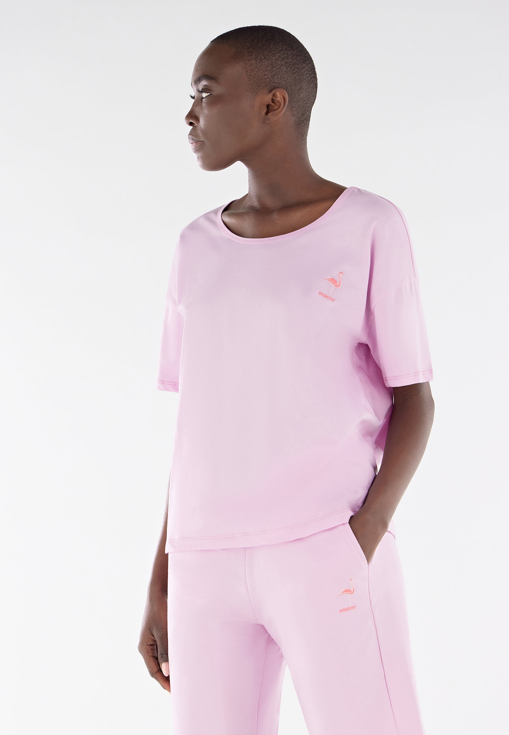 DAISYF301_P122_-_W_L 2