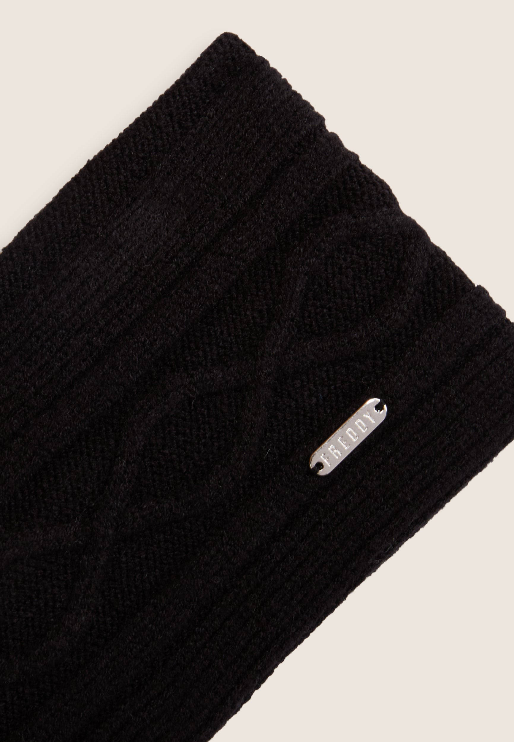 EARMUFFS-BRAID_N_-_6_U 3