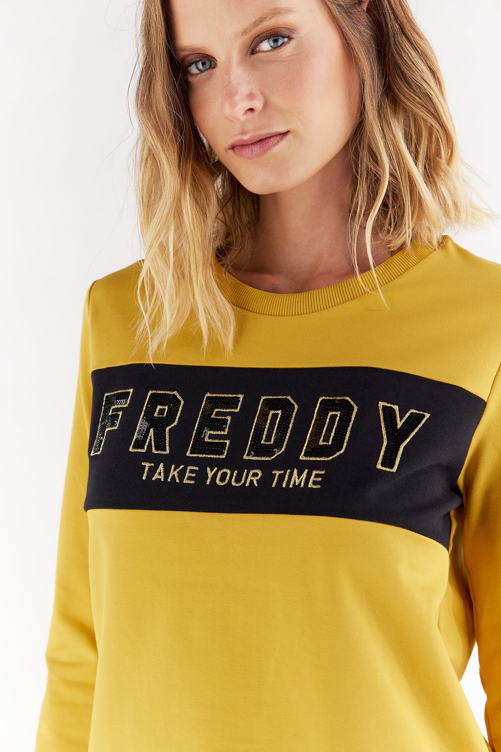 F1WCLS5_Y105N_-_W_L 4