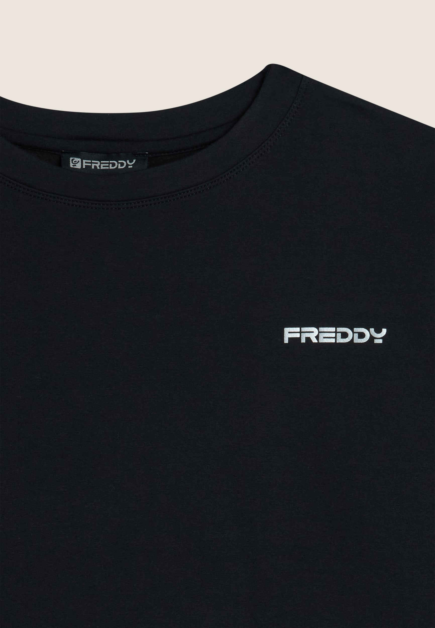 F1WSLS6CO_N_-_W_XS 3