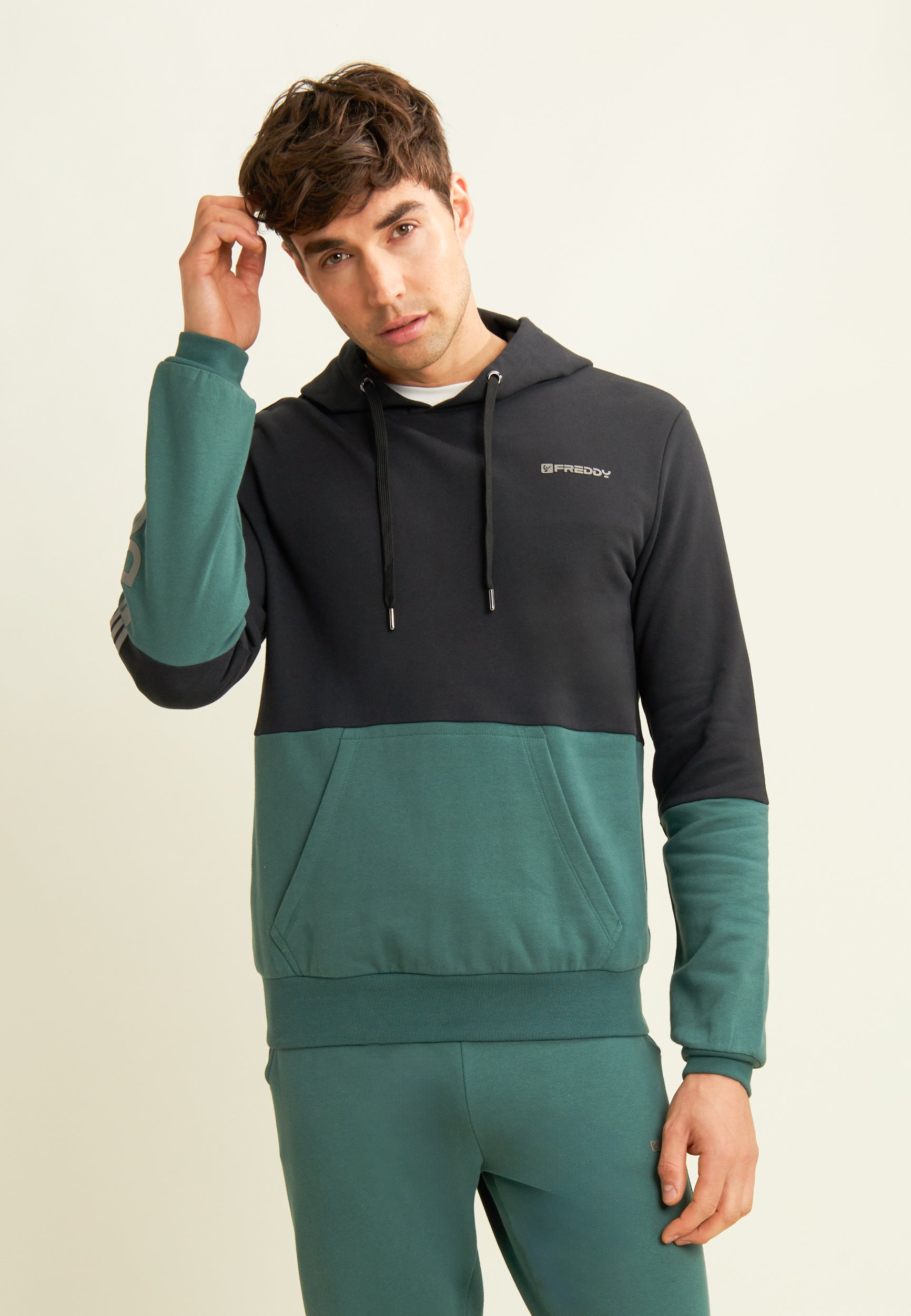 F25MESS3_N23V_-_M_3XL 2