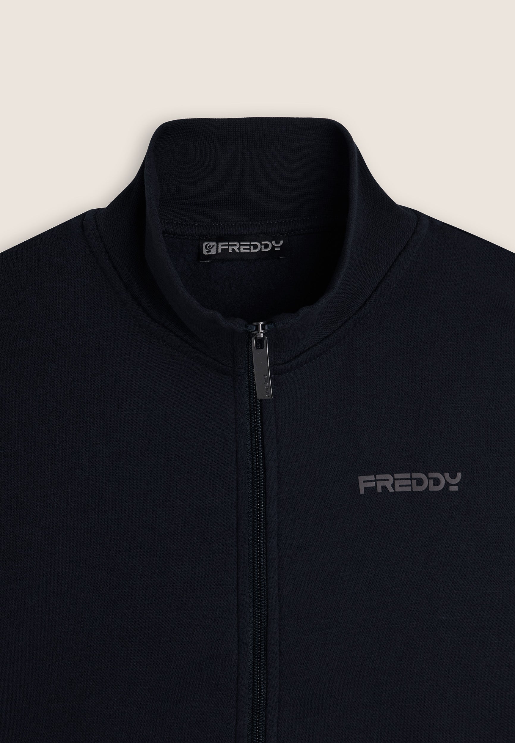 F25MESS6_B109_-_M_3XL 3