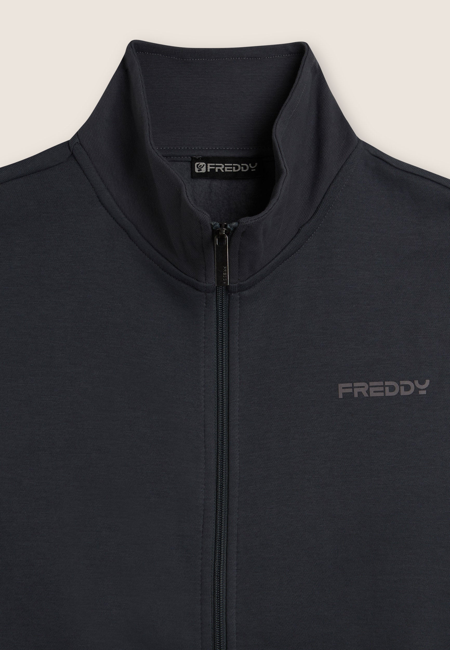 F25MTRK3_B128_-_M_3XL 3