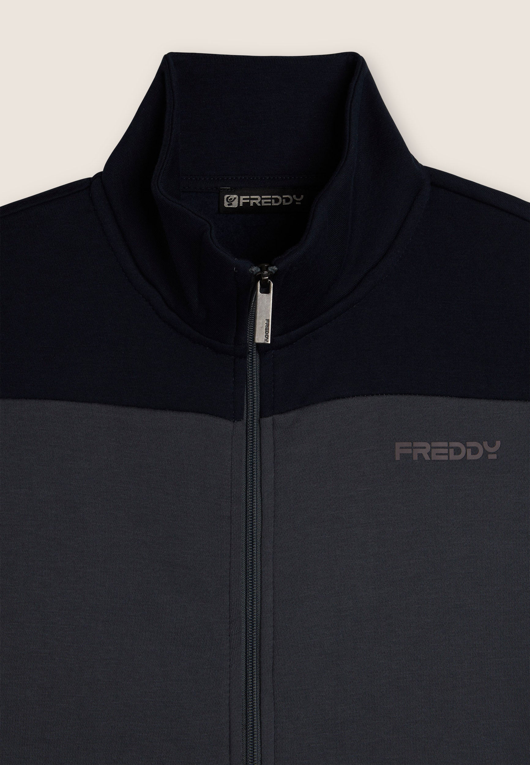 F25MTRK5_B128B9_-_M_3XL 3