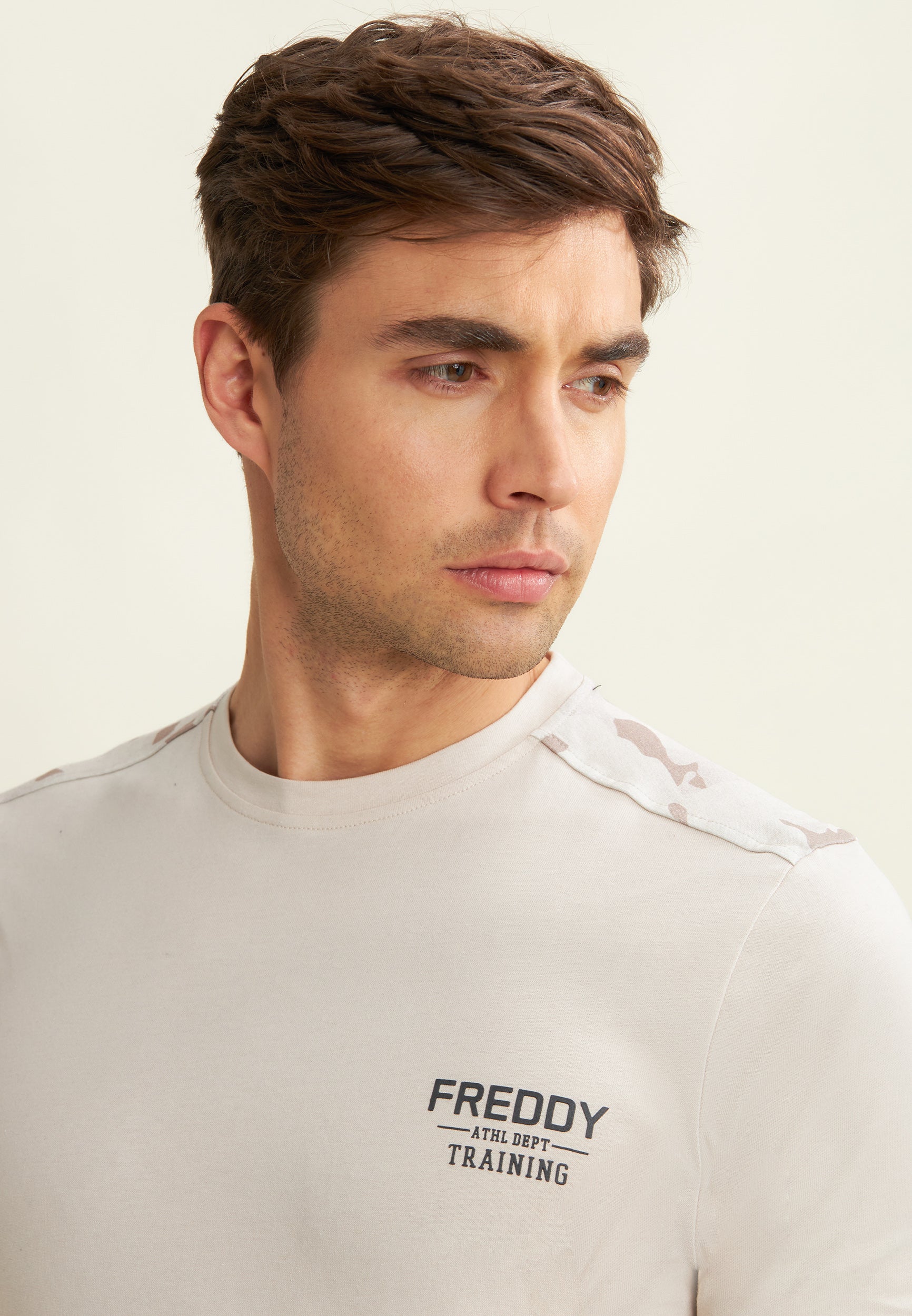 F25MTRT4_ZCAM36_-_M_3XL 4