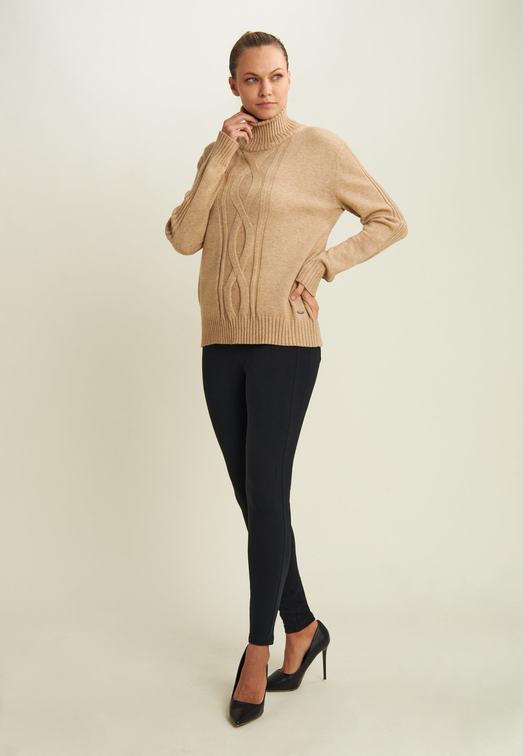 F25WATENA_M35Q_-_W_L 1