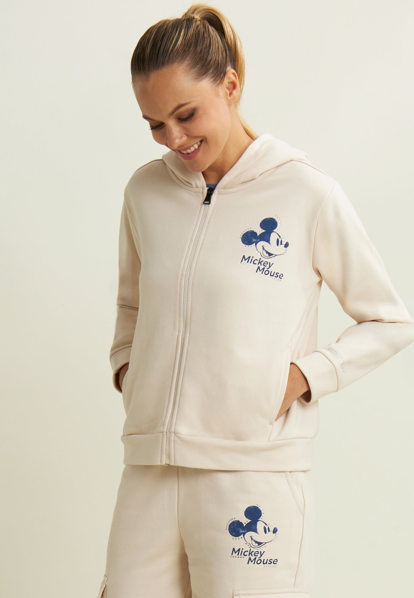 F25WCPS4_I42_-_W_L 2