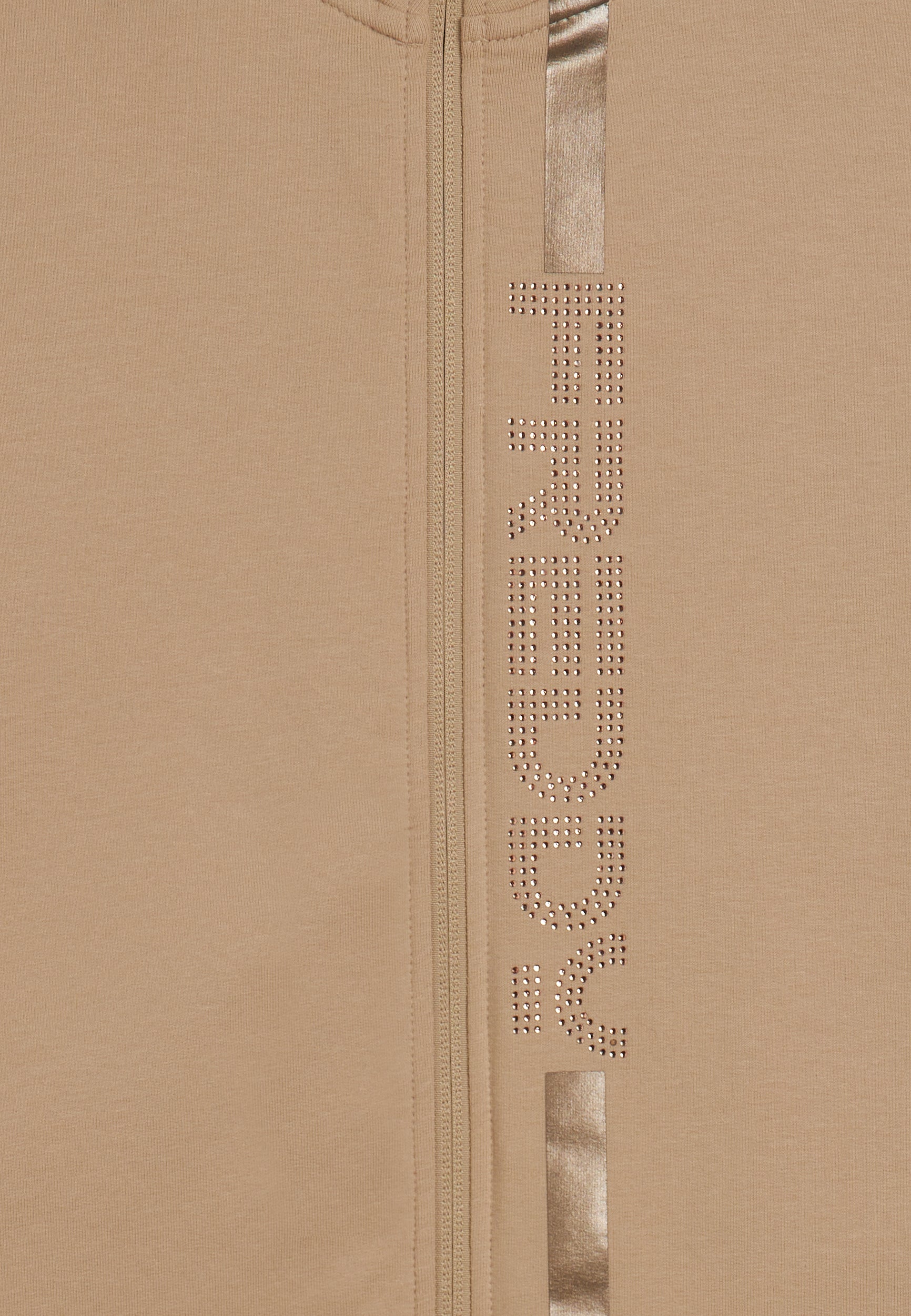 F25WCRS1_Z44_-_W_L 6