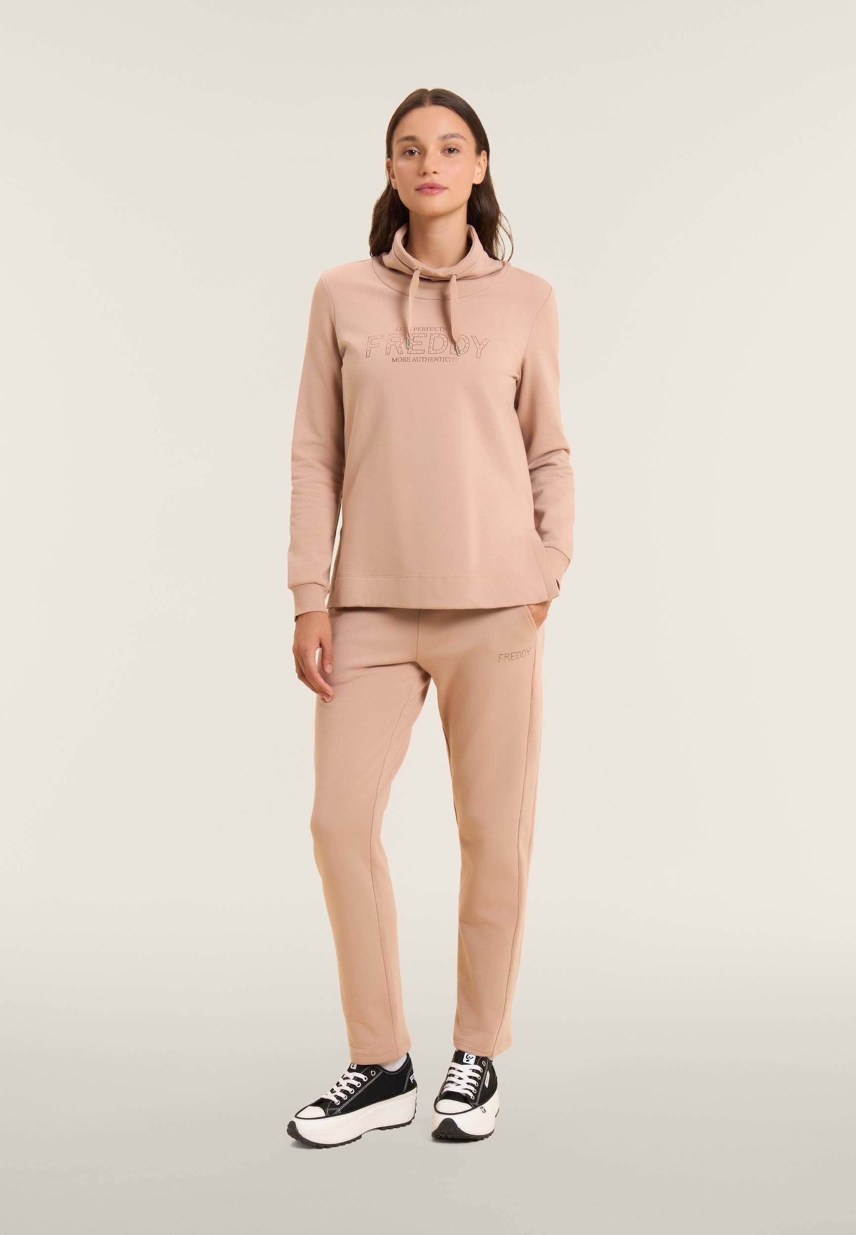 F25WCXS8_M104_-_W_L 1