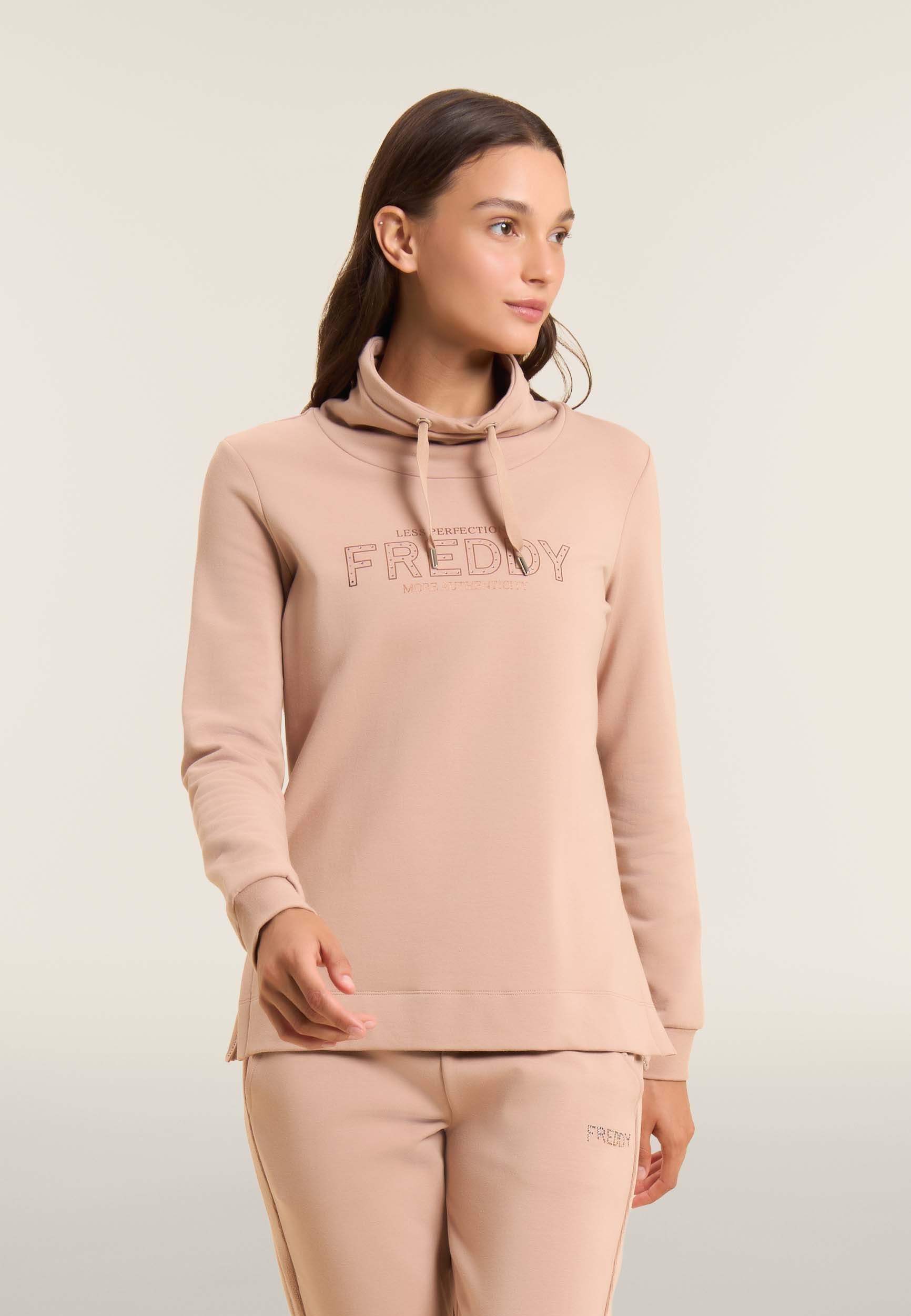 F25WCXS8_M104_-_W_L 2