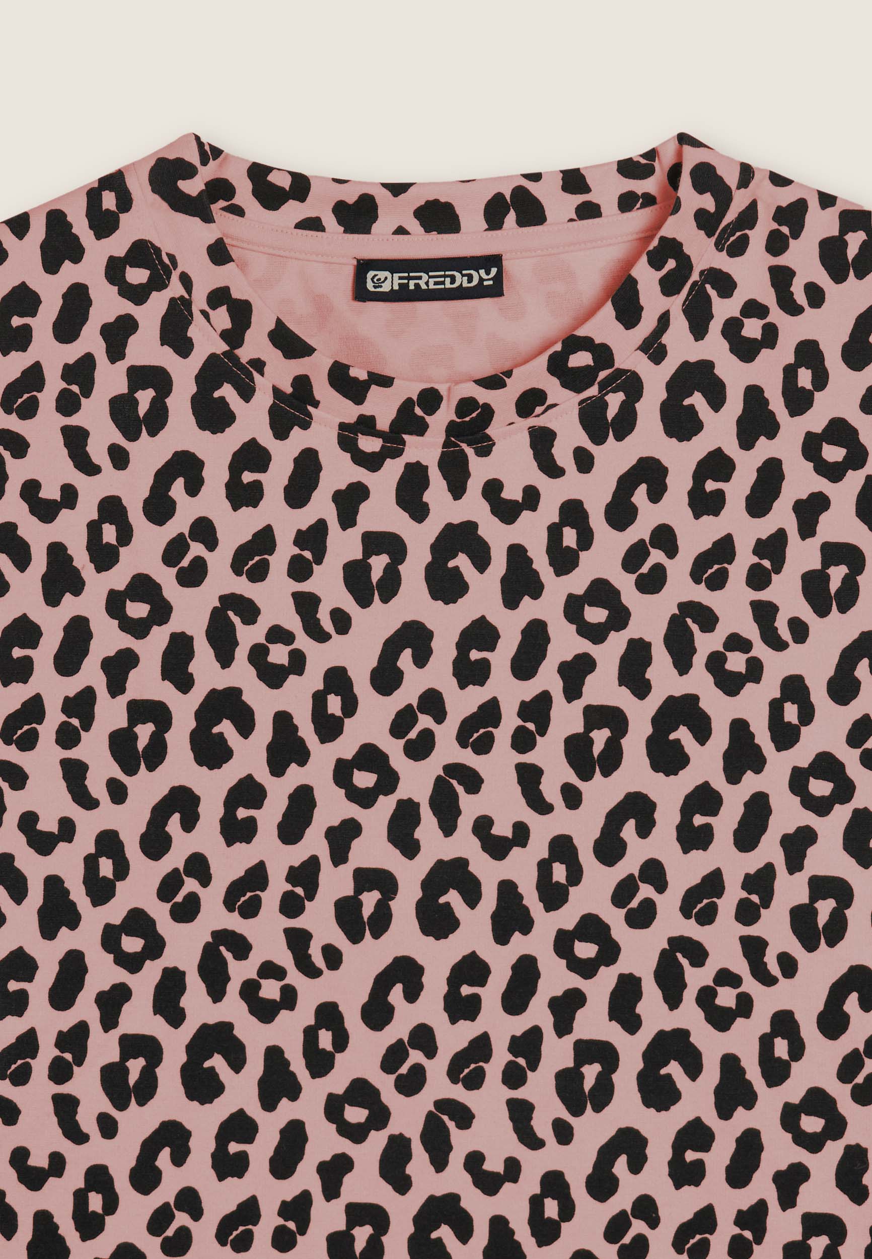 F25WMCS5C_ANI77_-_W_L 3