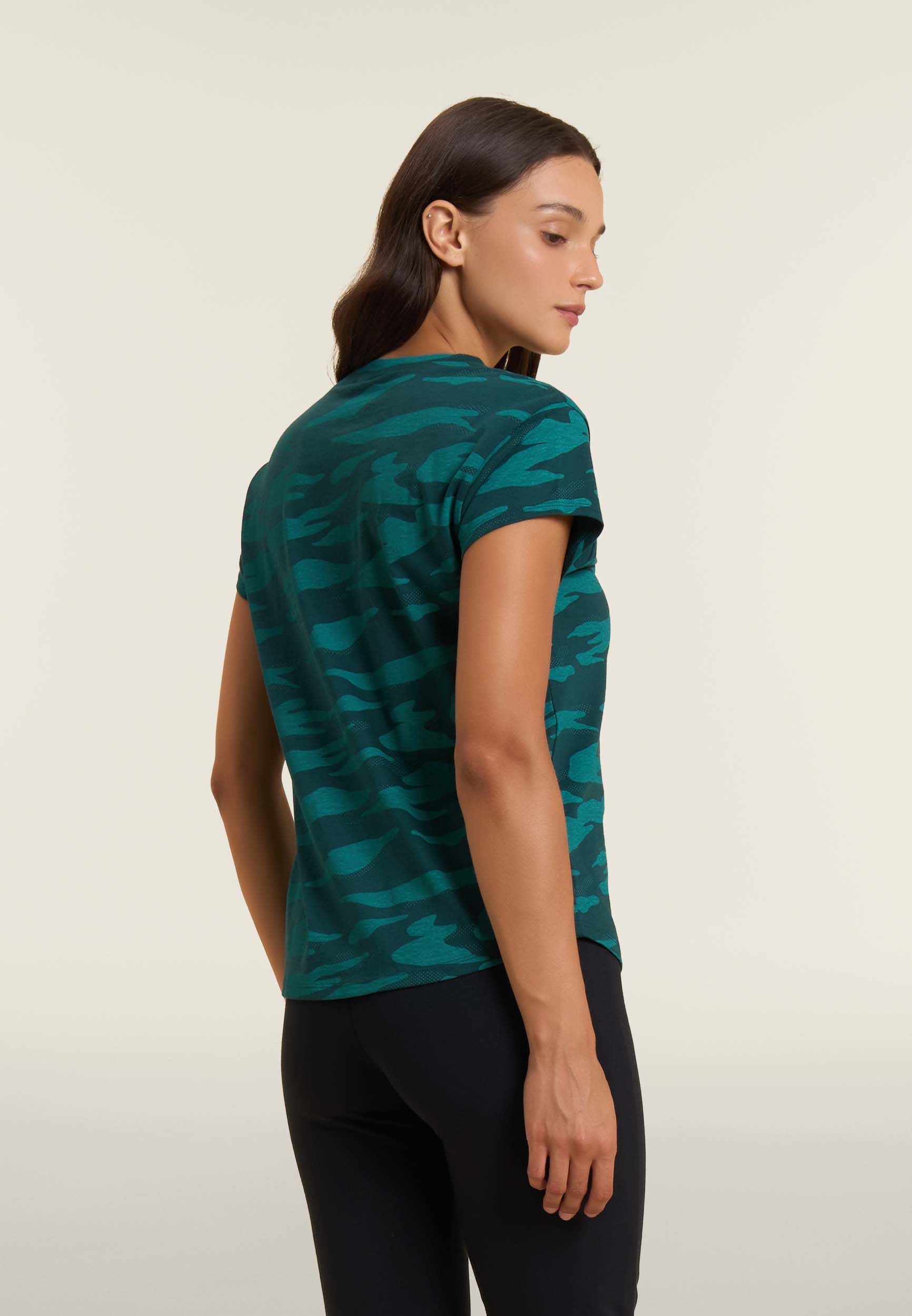 F25WMVT5C_CAMO33_-_W_L 3