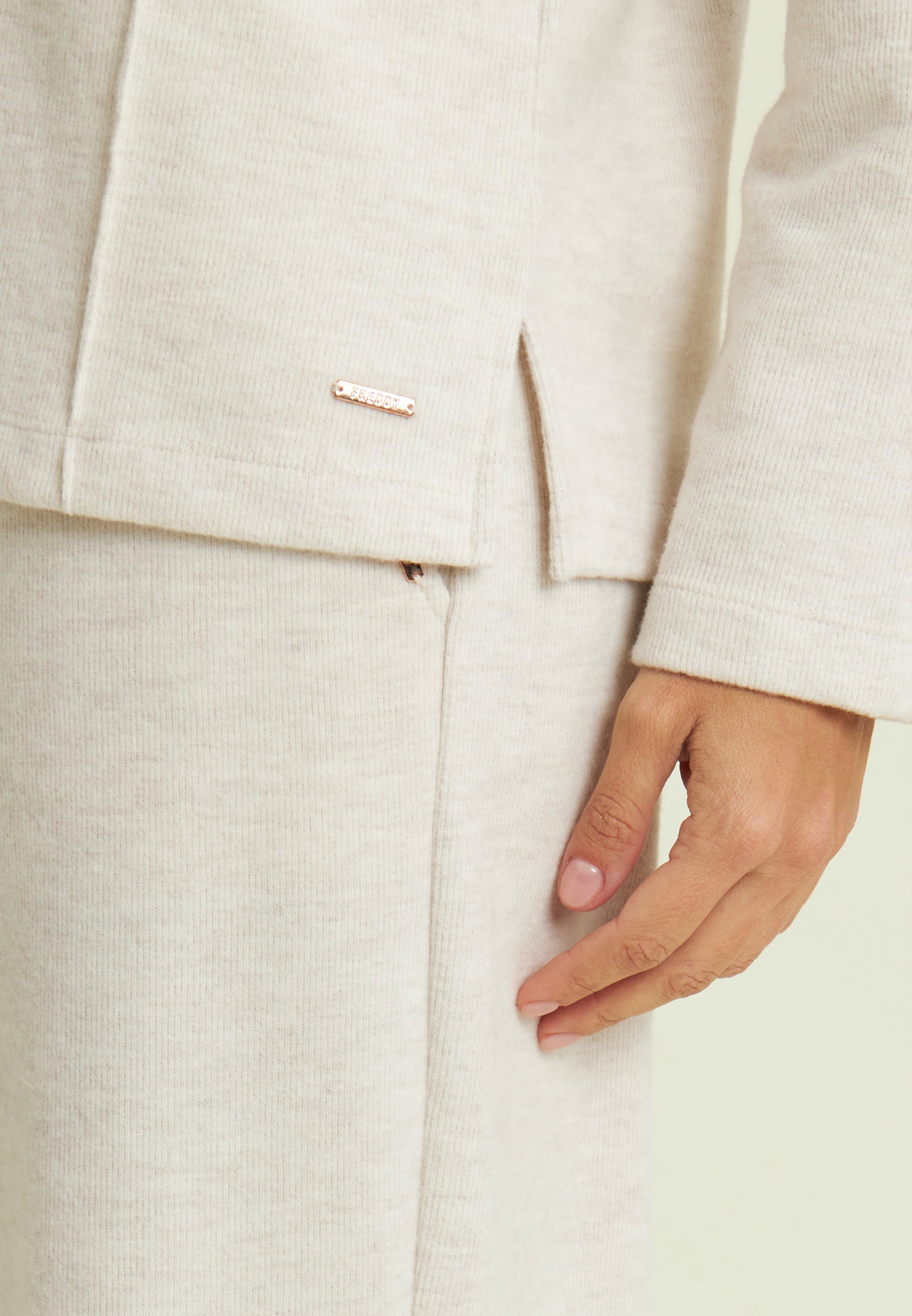 F25WSLS9M_Z102Q_-_W_L 4