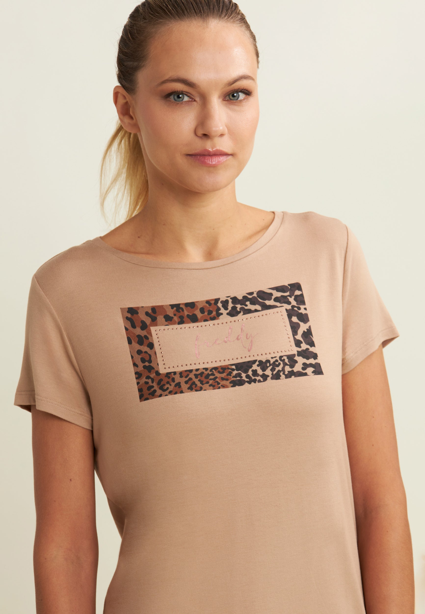 F25WSLT3_M45_-_W_L 3