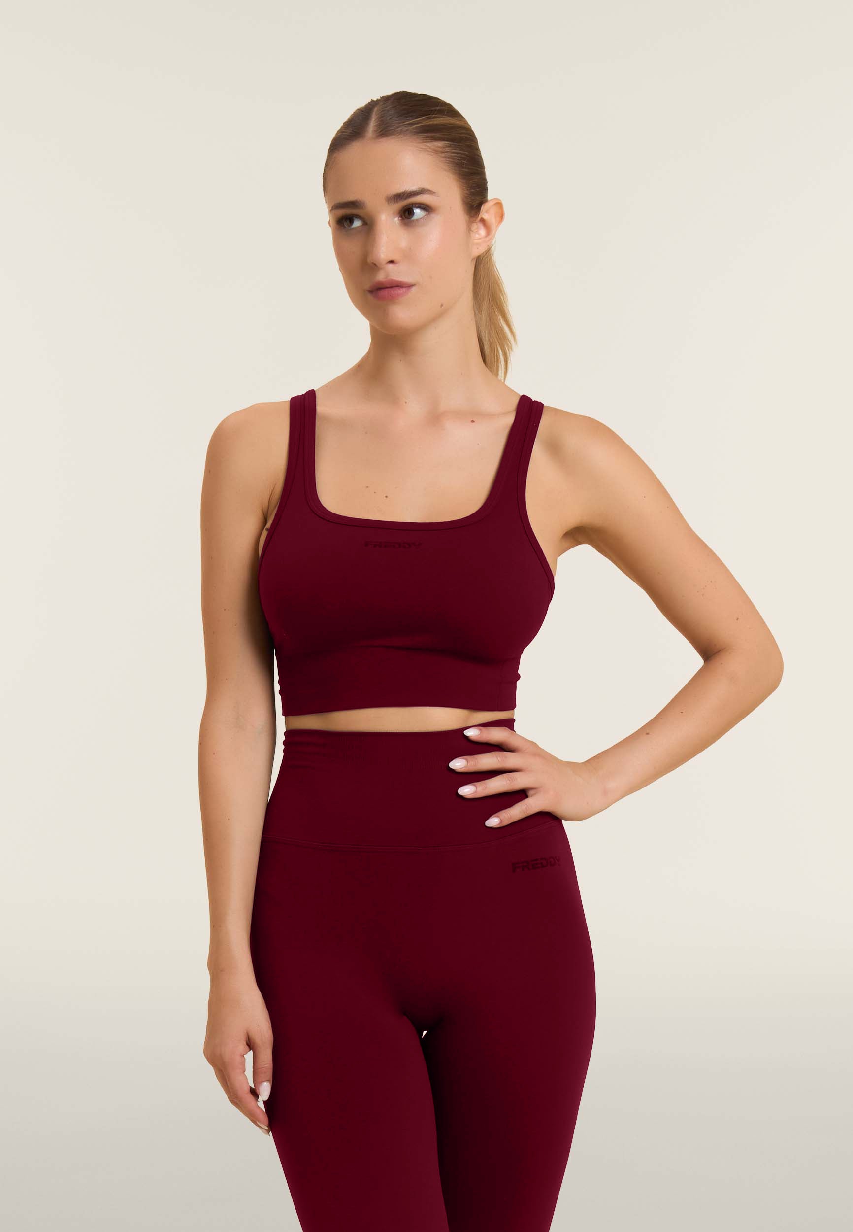 F25WSMB4_R110_-_67_M/L 2