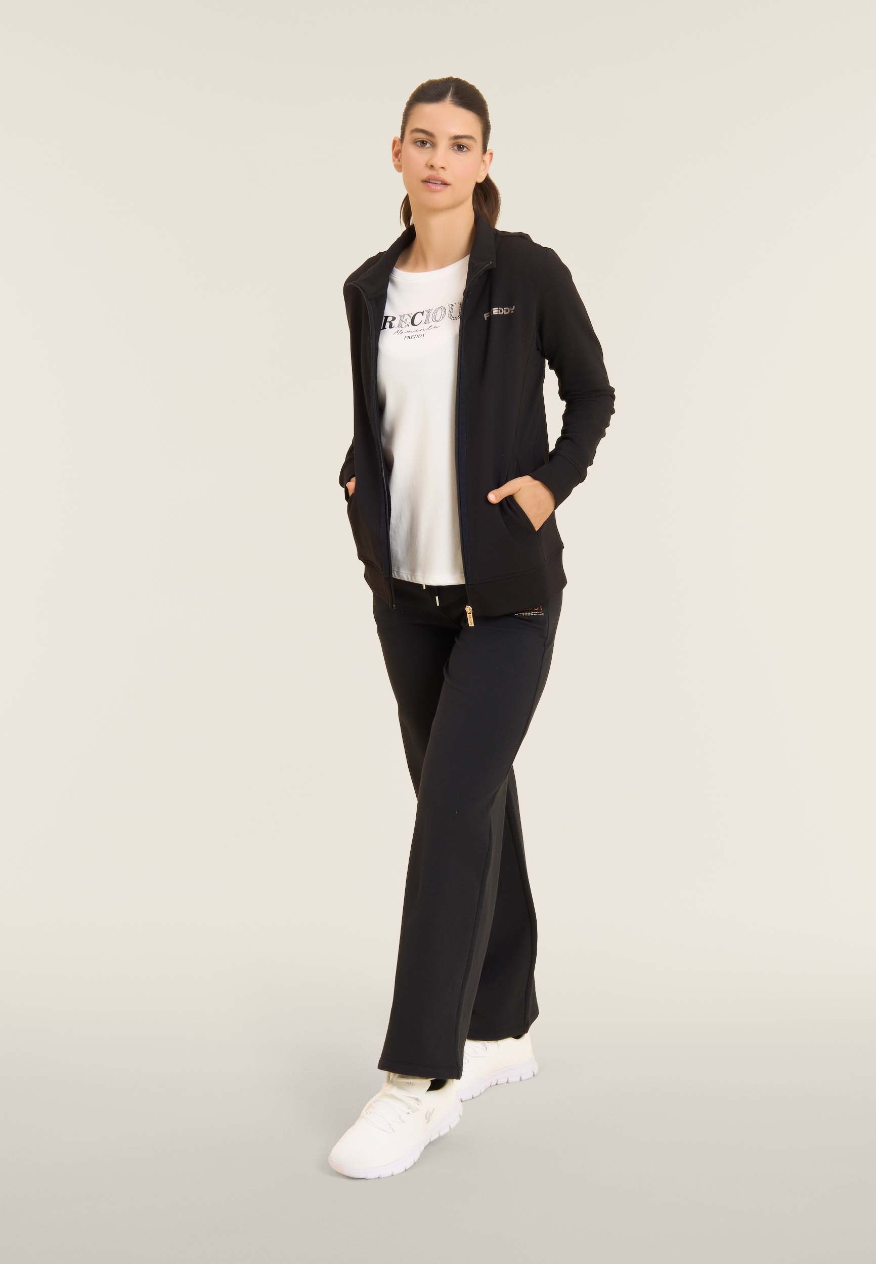 F25WTEET7_W69_-_W_L 1