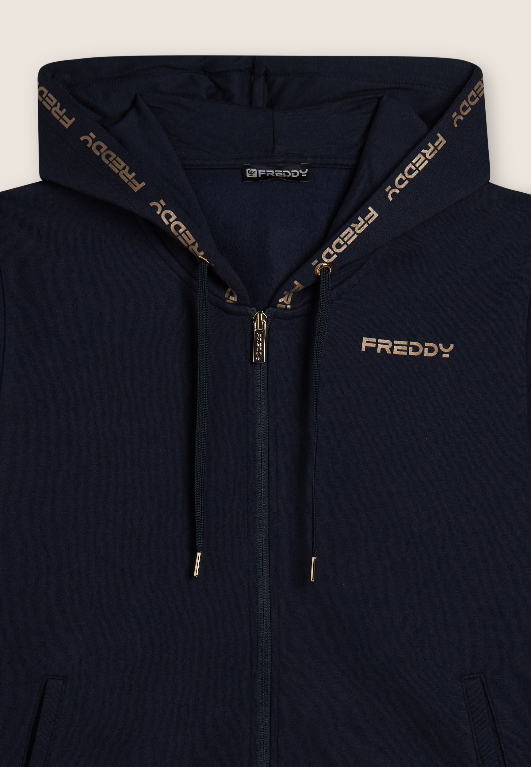 F25WTRK2_B109_-_W_L 3