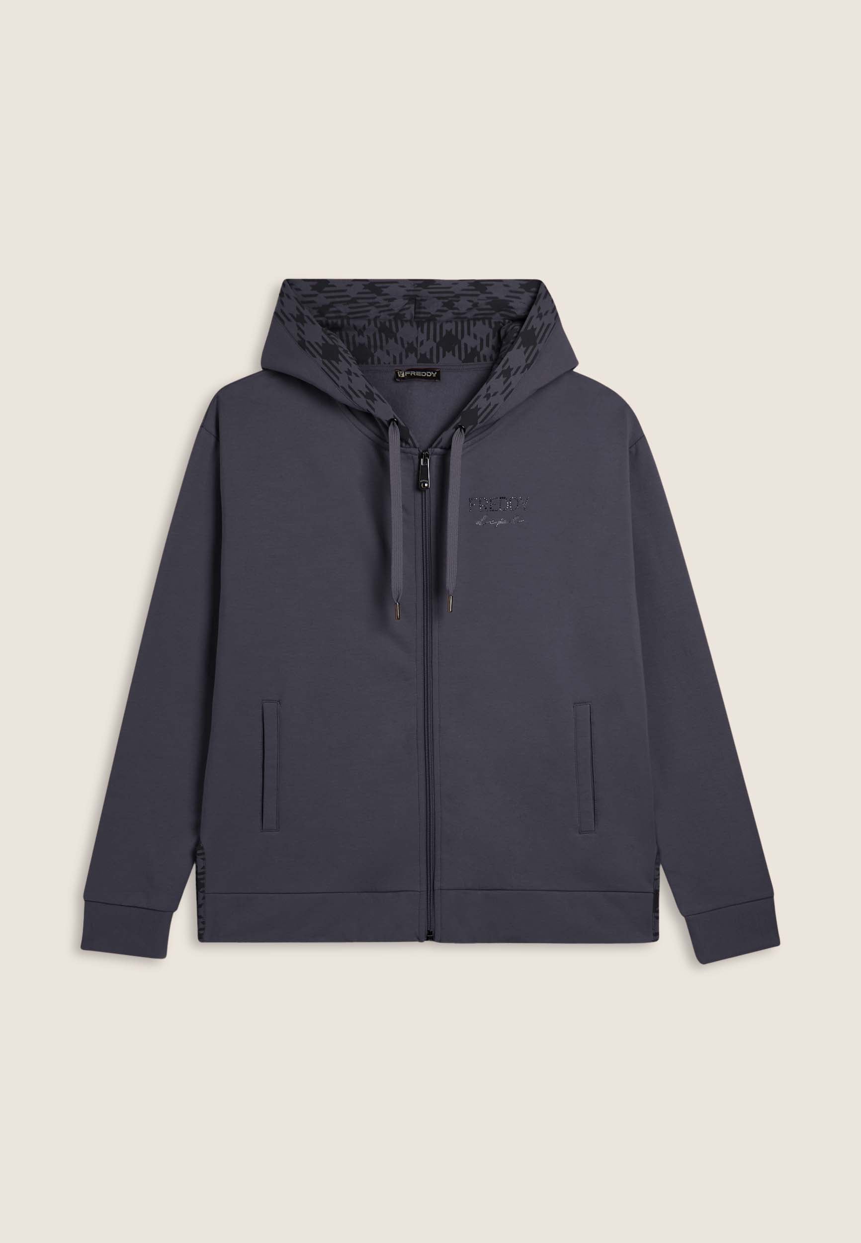 F25WTRS4_B128_-_W_L 4