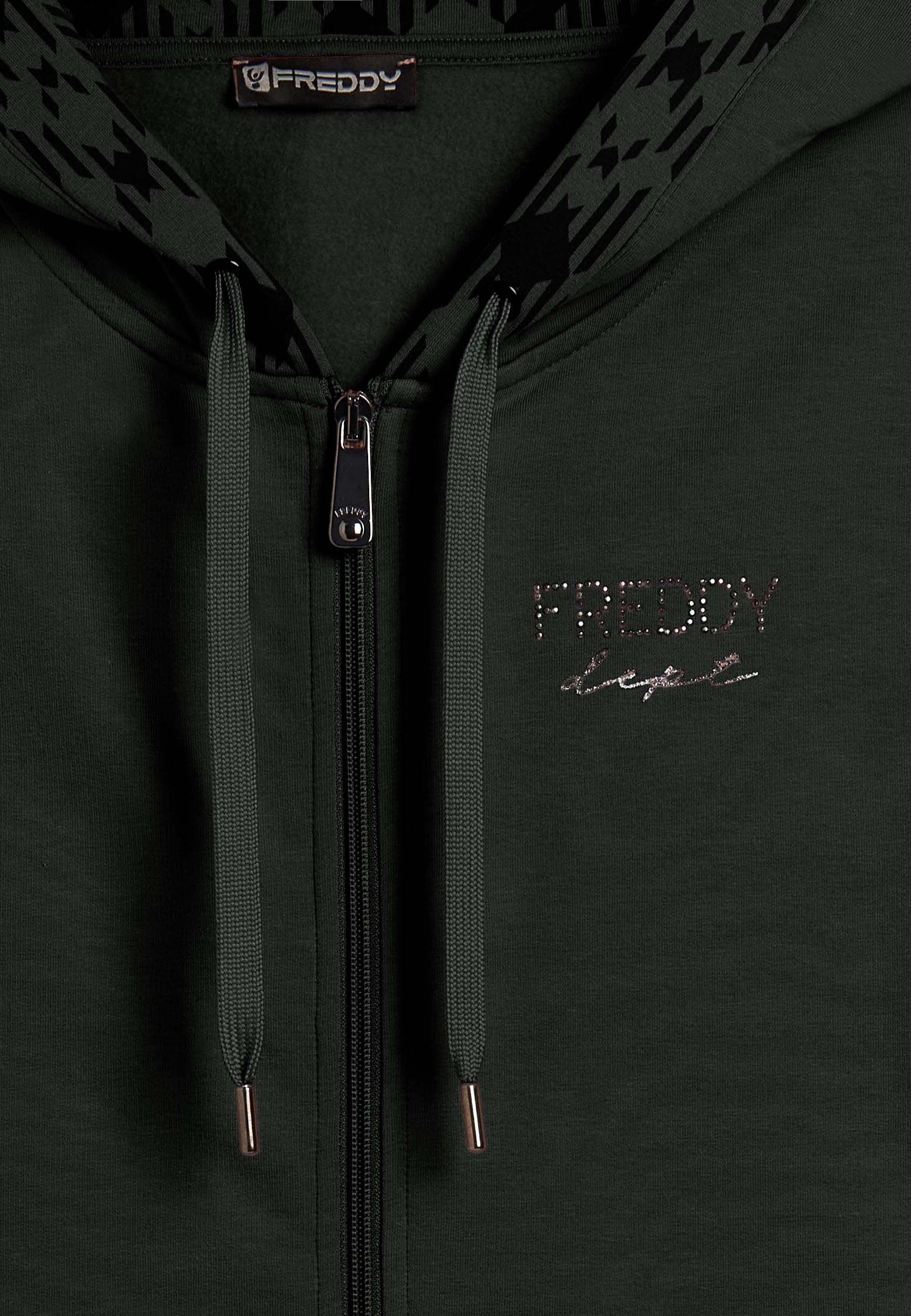 F25WTRS4_V142_-_W_L 3