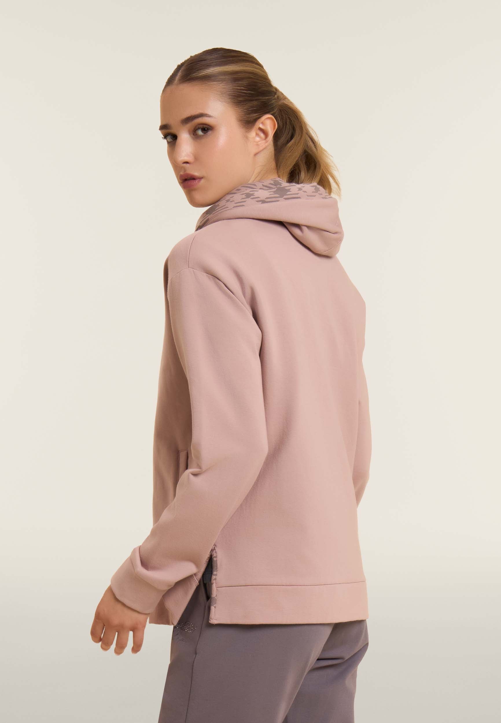 F25WTRS4_Z85_-_W_L 3