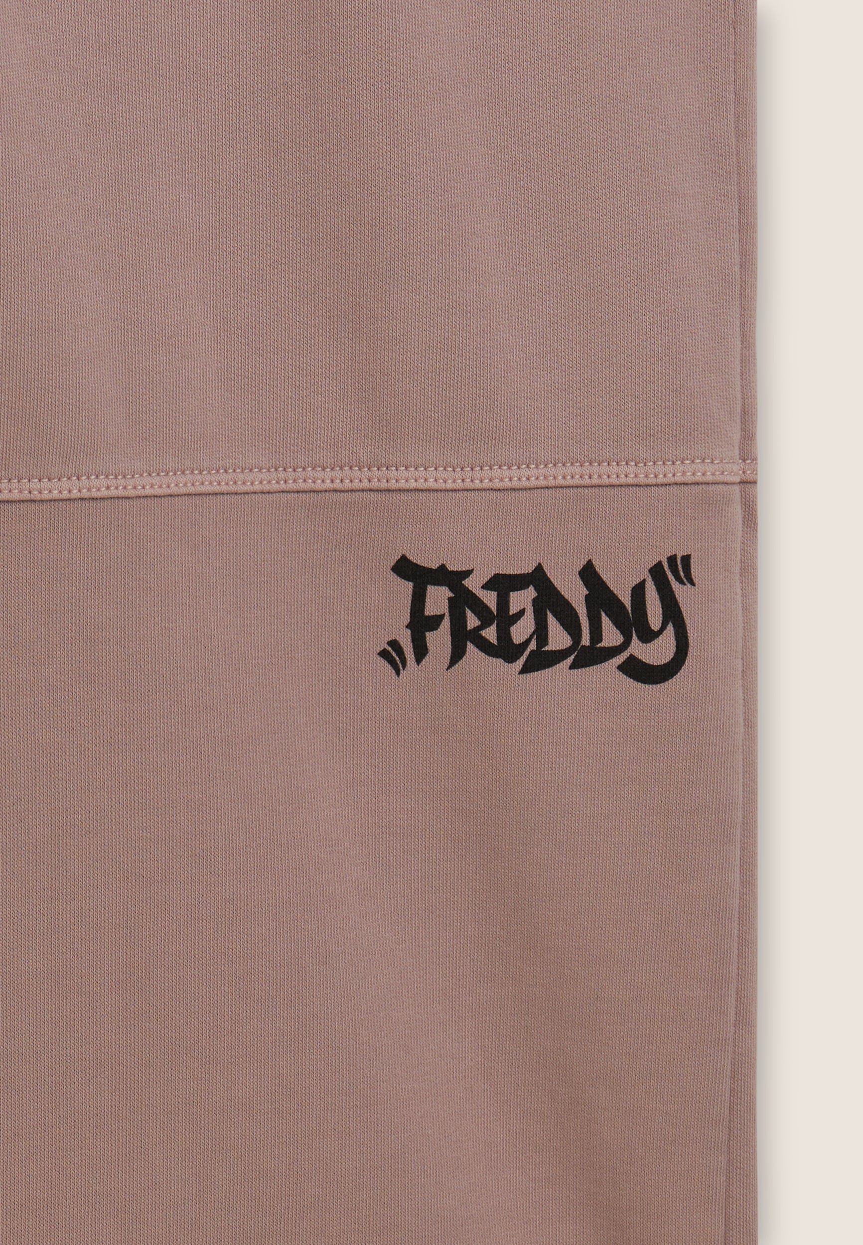 F25WUFP3_P127_-_W_L 3