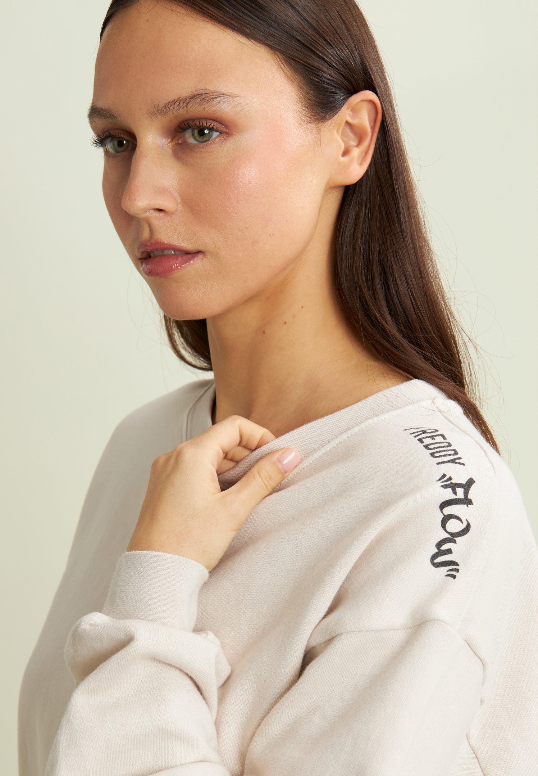 F25WUFS2_I42_-_W_L 4