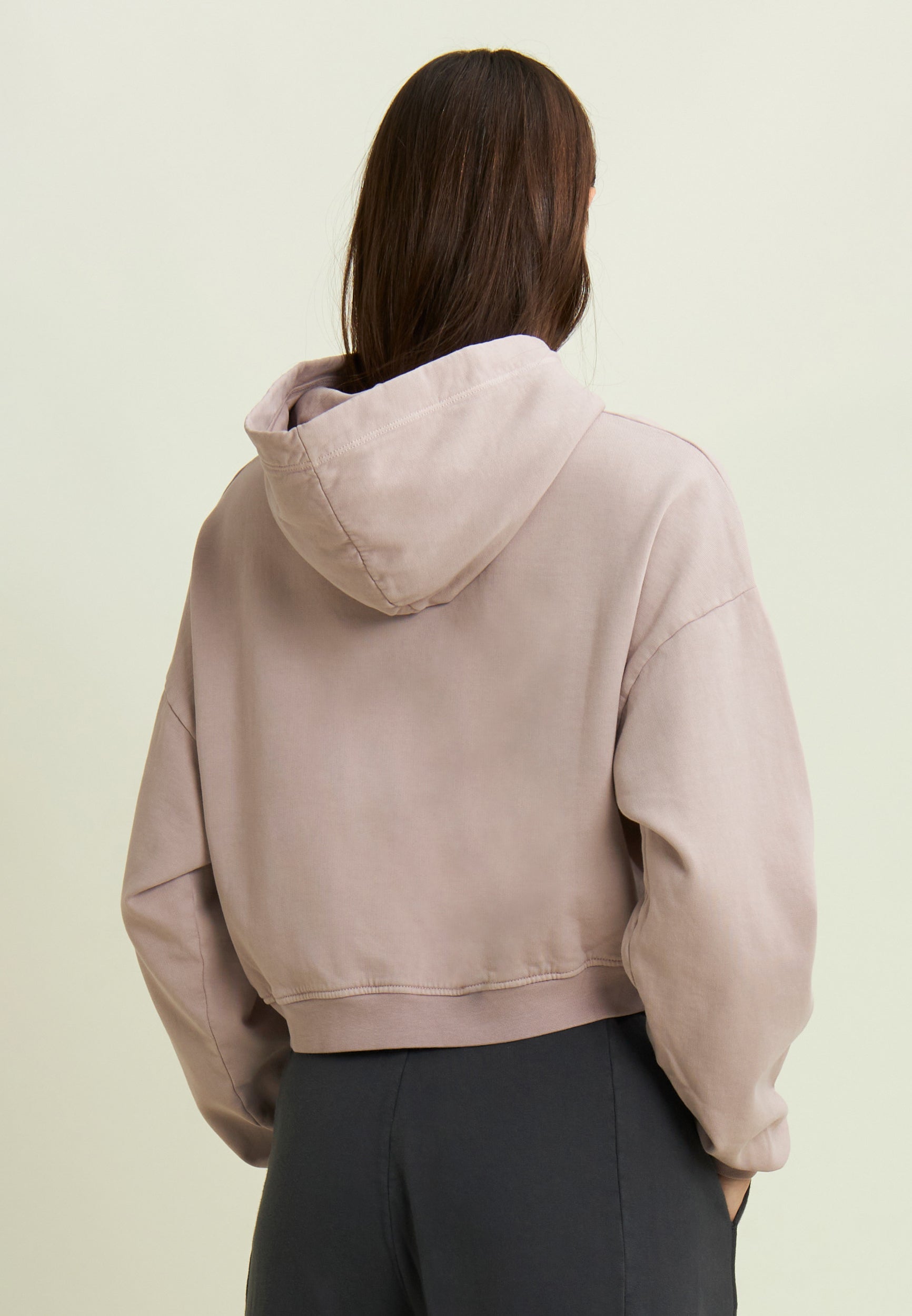 F25WUFS4_P127_-_W_L 3