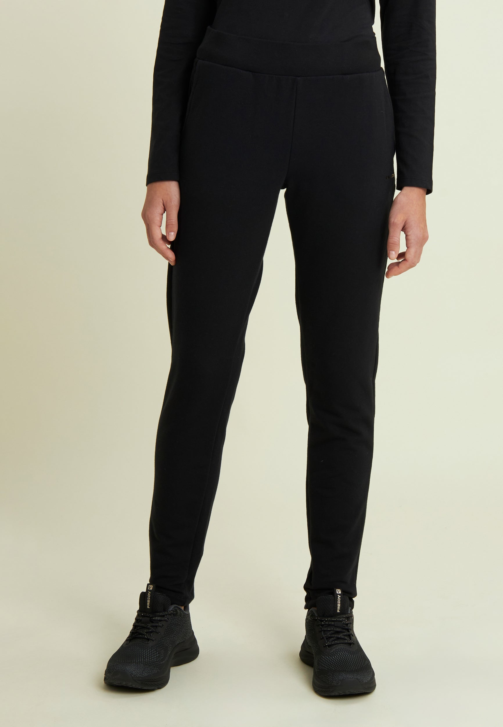 F25WVENERE_N_-_W_L 2