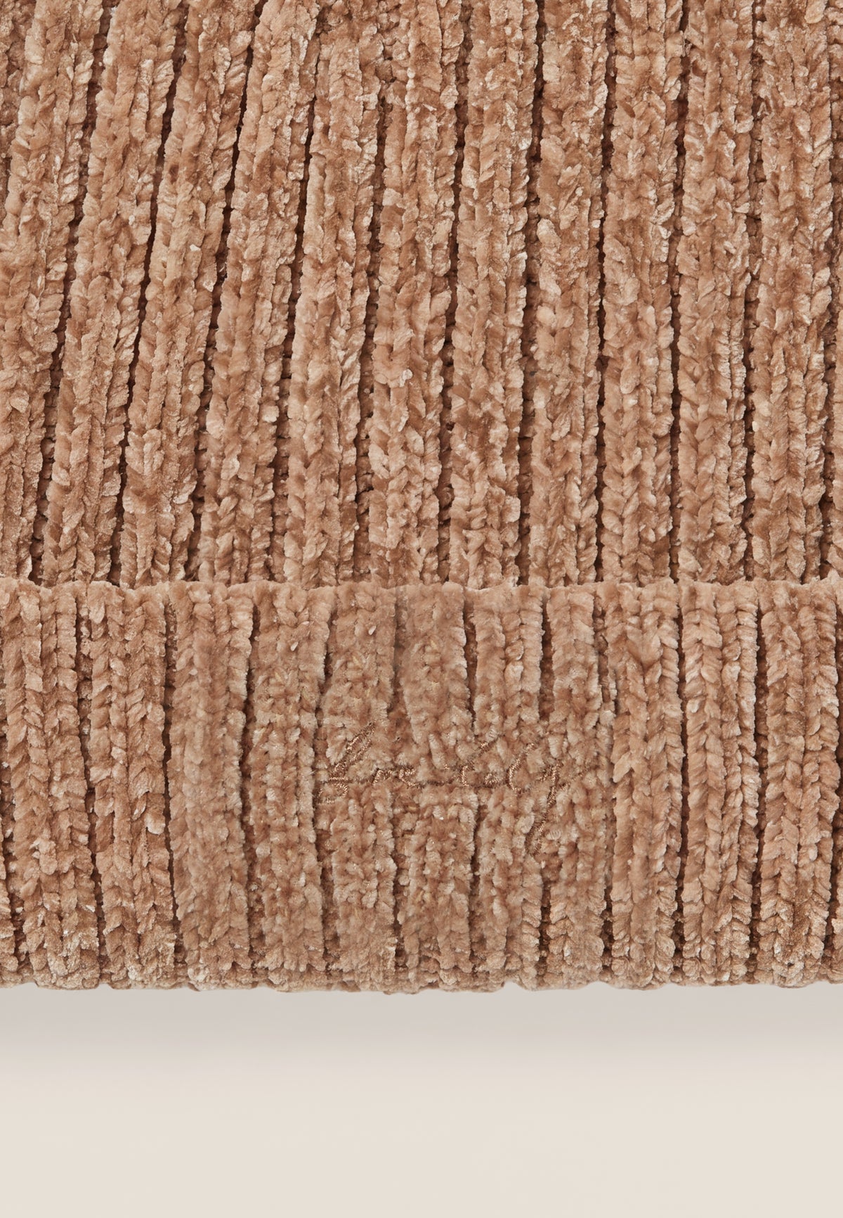 F26WBEANIE2_M24_-_6_U 5