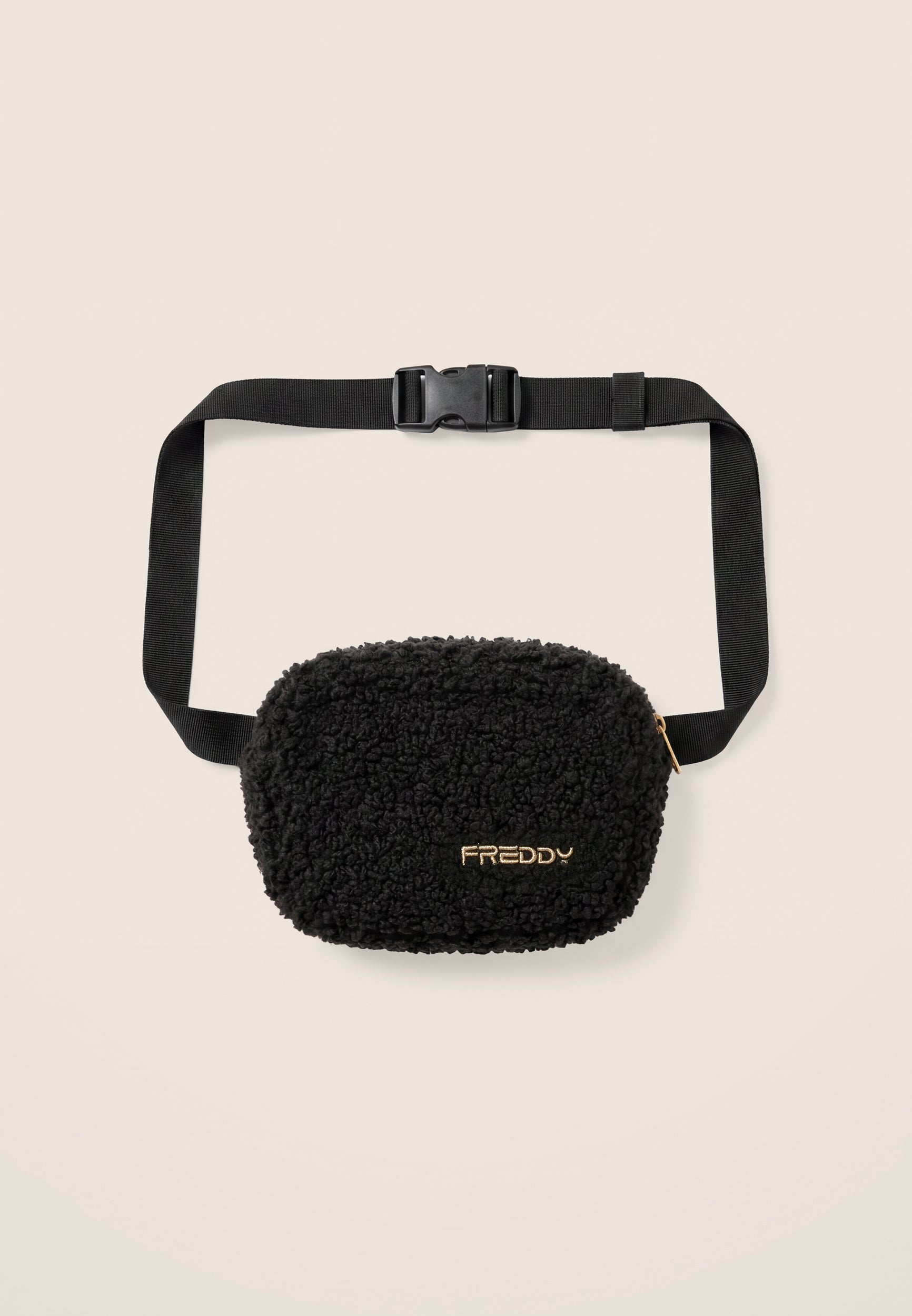 F26WFUBAG3_N_-_6_U 1