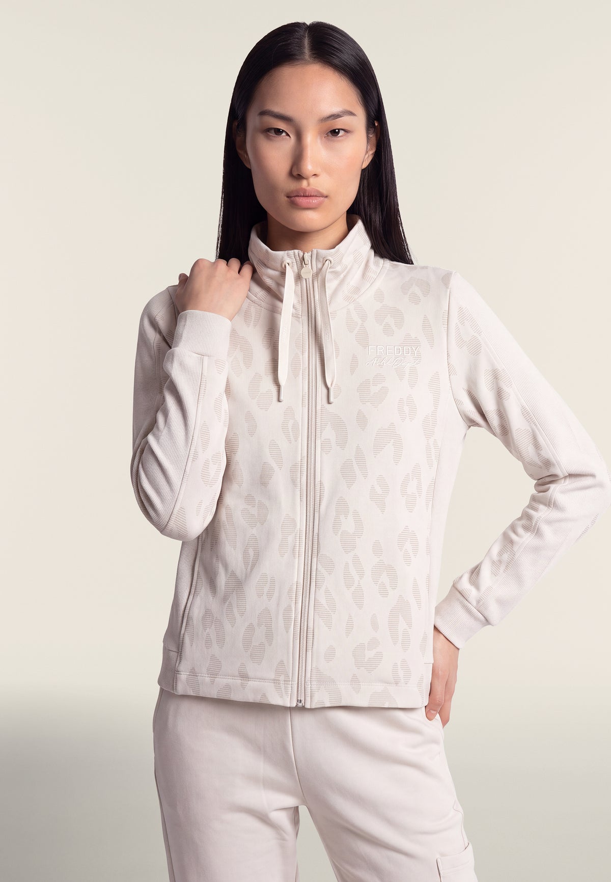 F26WTRS3C_ANI145_-_W_L 2