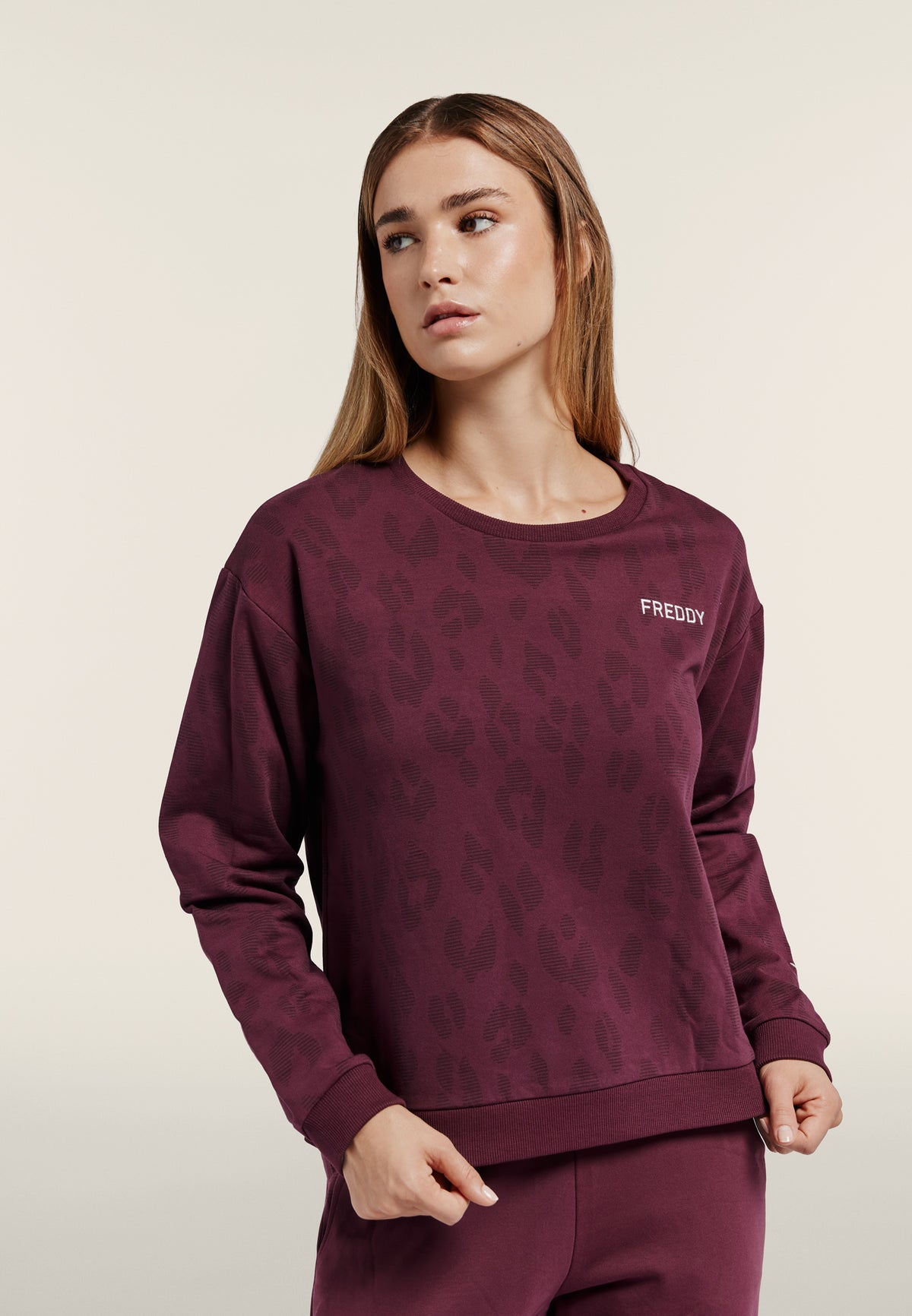 F26WTRS5C_ANI143_-_W_L 2