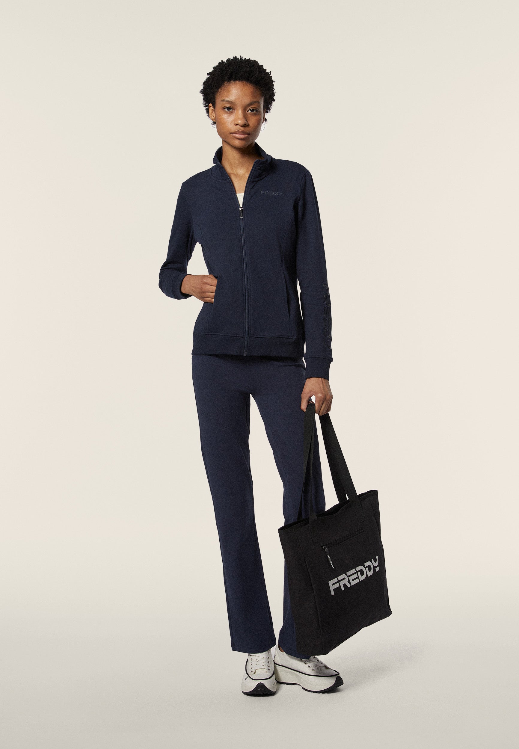 F4WCRS1_B109_-_W_L 1