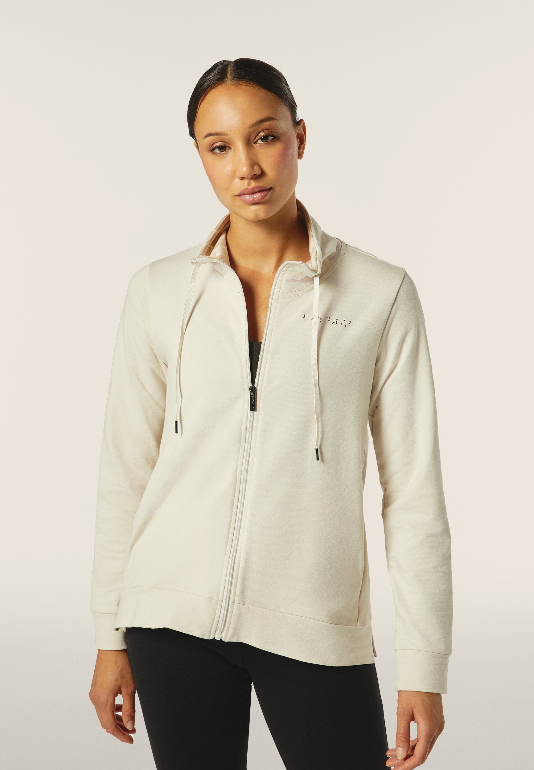 F4WCRS2_ZFLO74_-_W_L 2