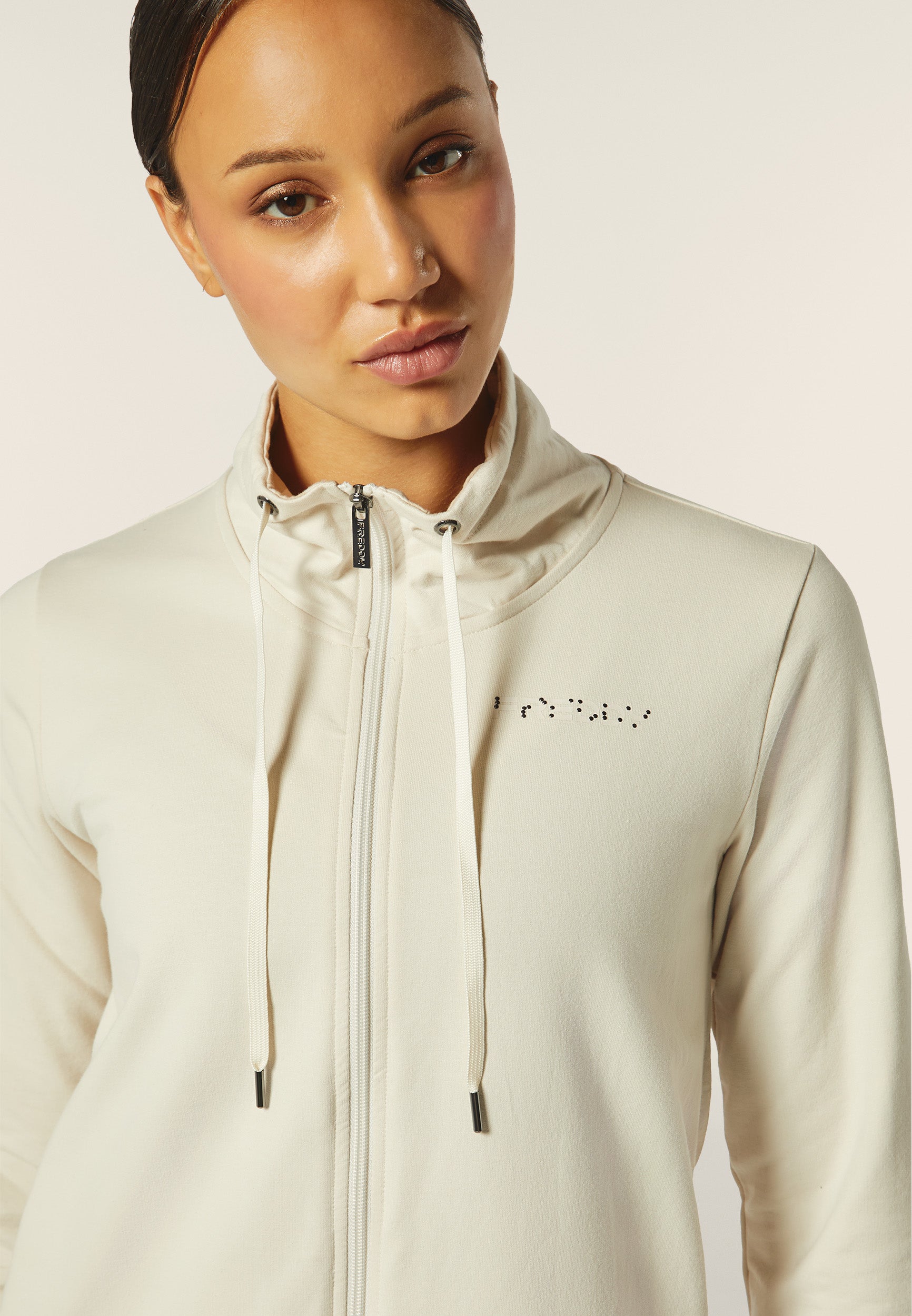 F4WCRS2_ZFLO74_-_W_L 4