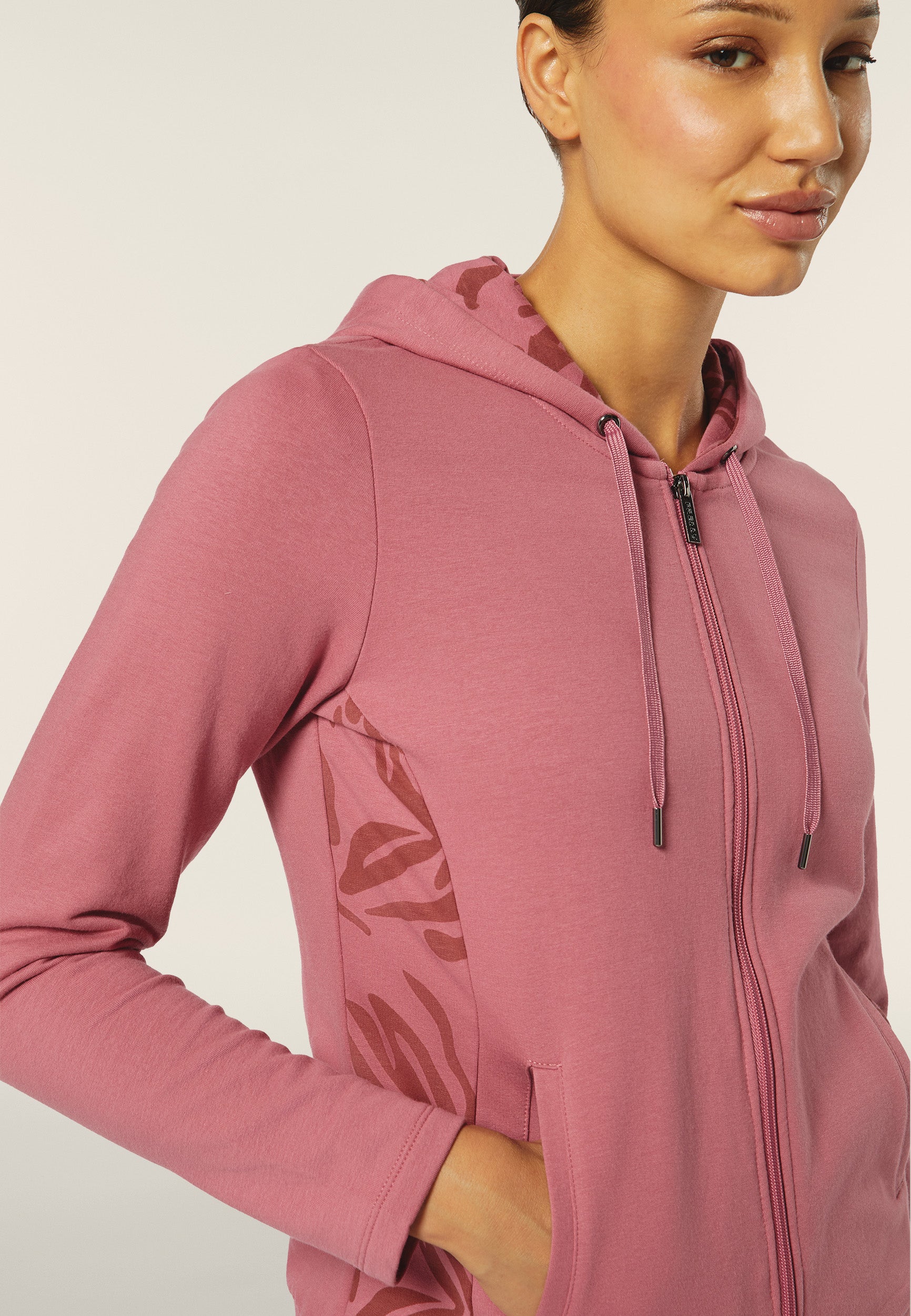 F4WCRS3_PFLO76_-_W_L 4