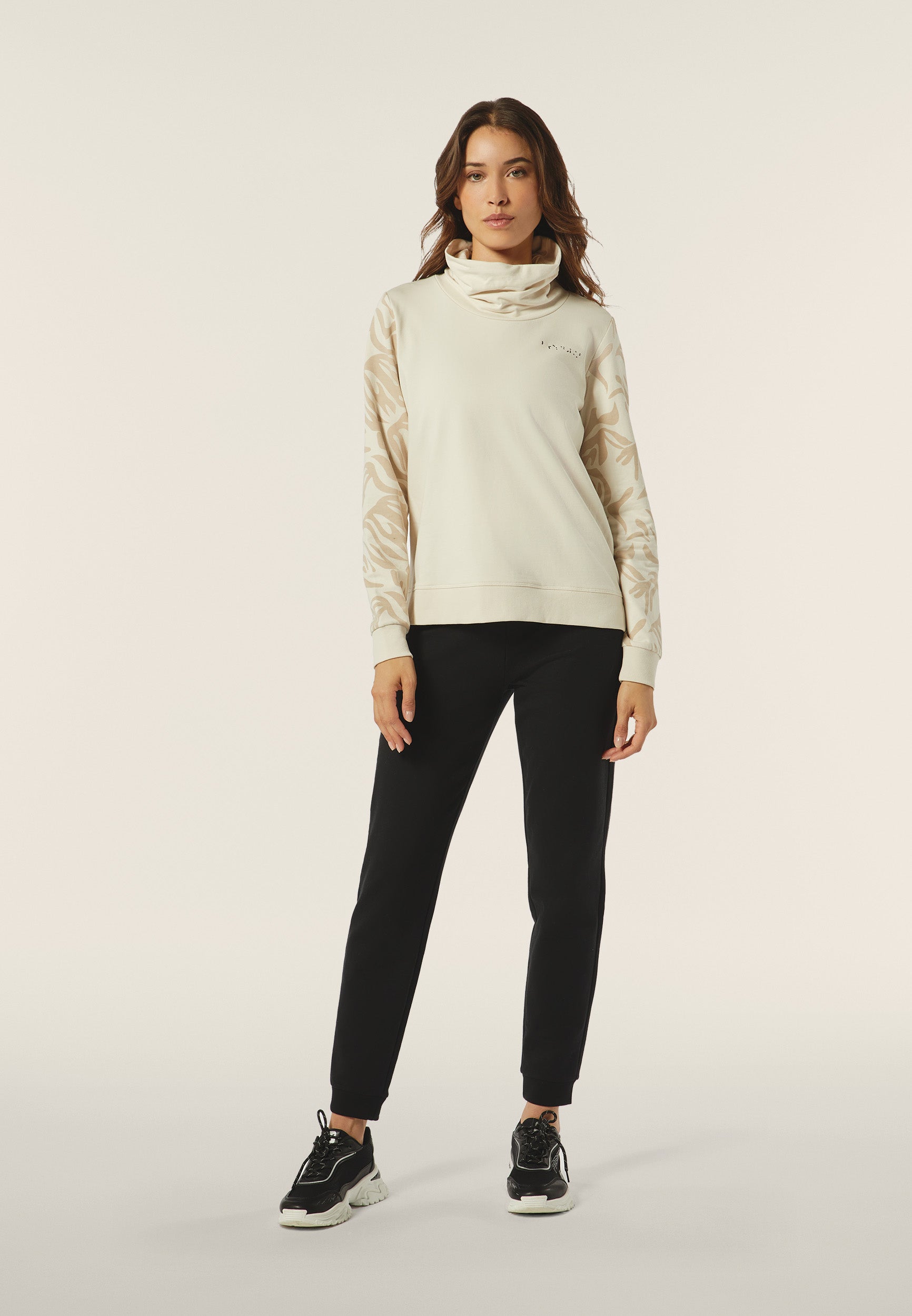 F4WCRS7_ZFLO74_-_W_L 1