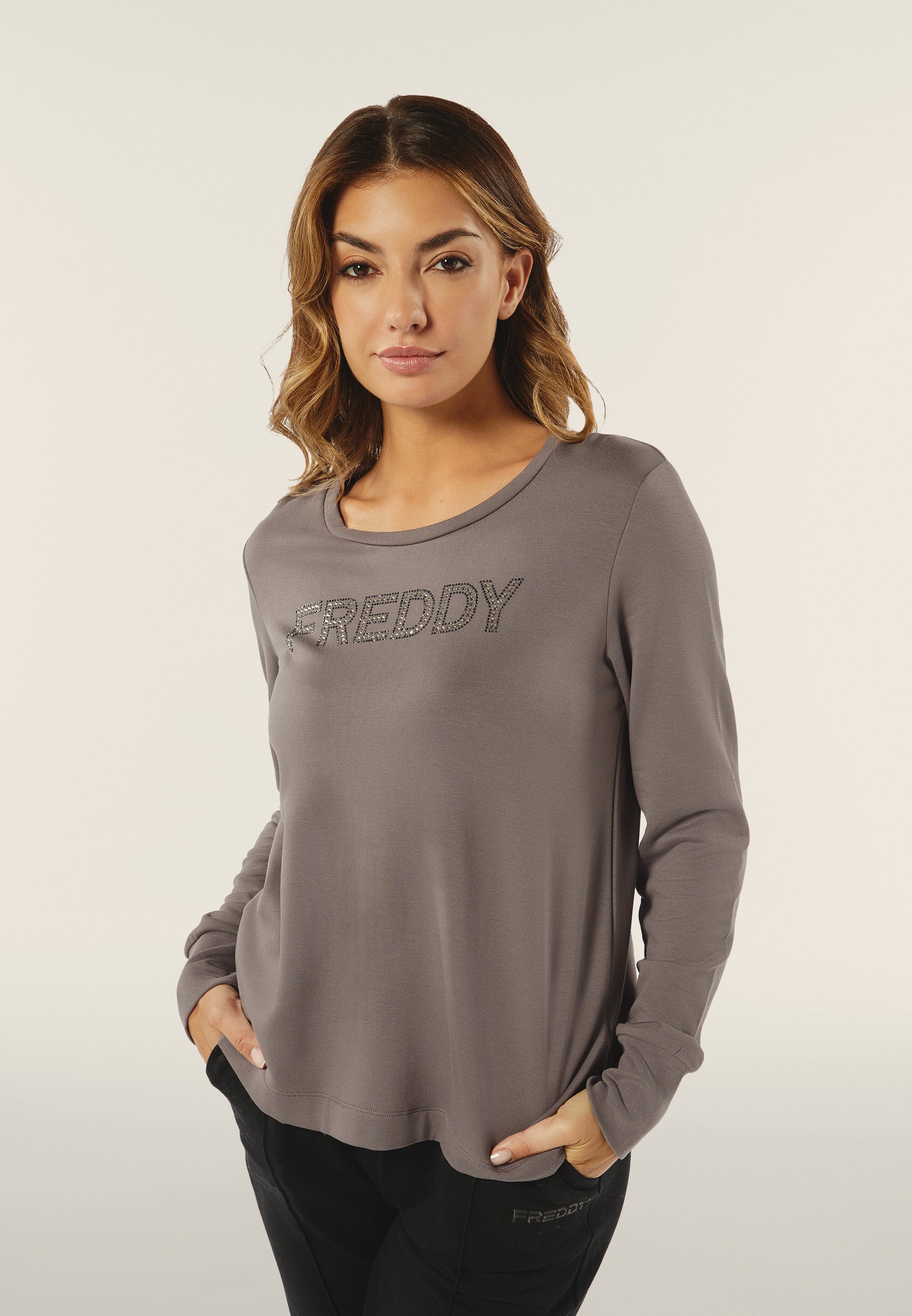 F4WCXS8_G48_-_W_XS 2