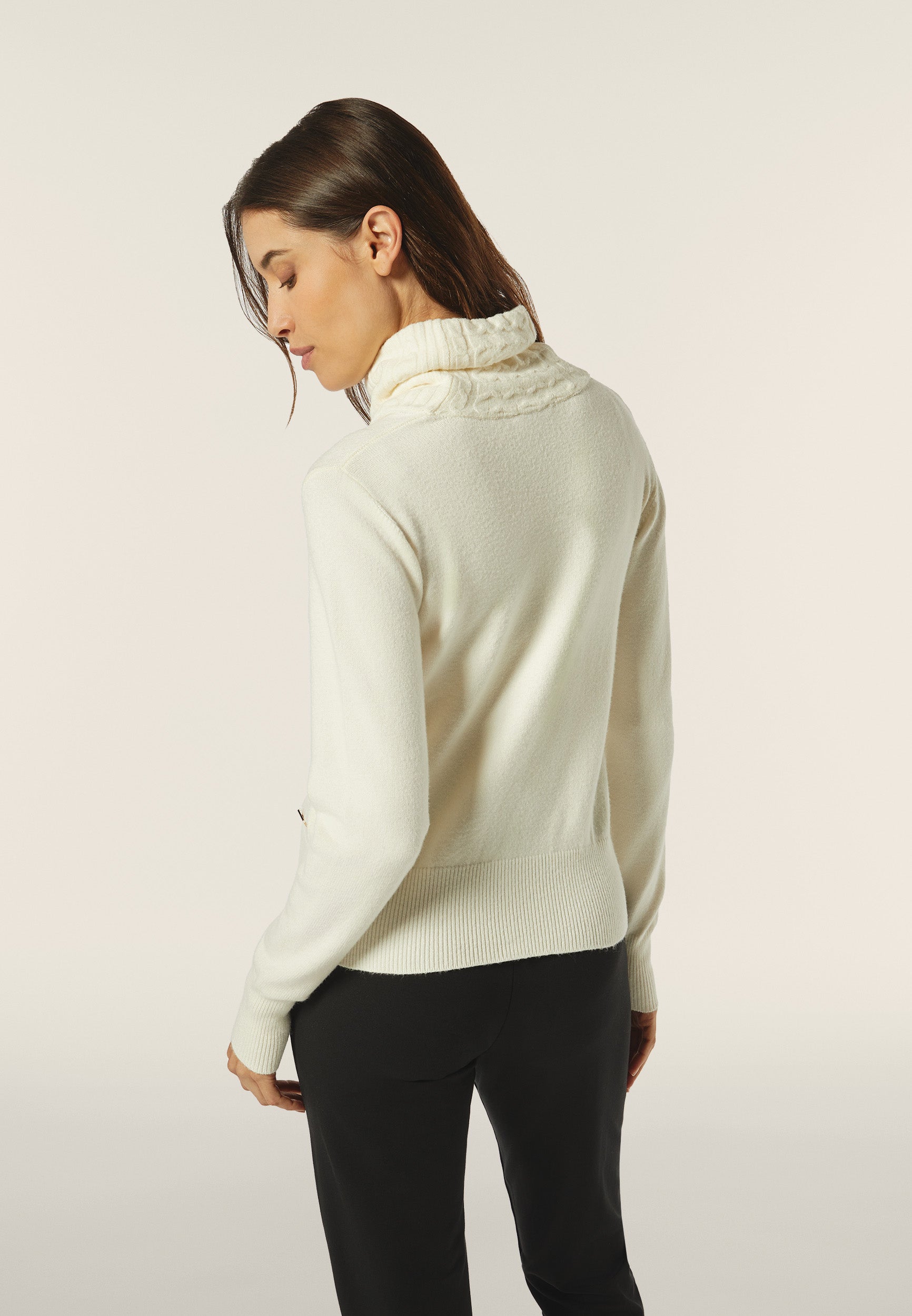 F4WEMMA_Z102_-_W_XS 3