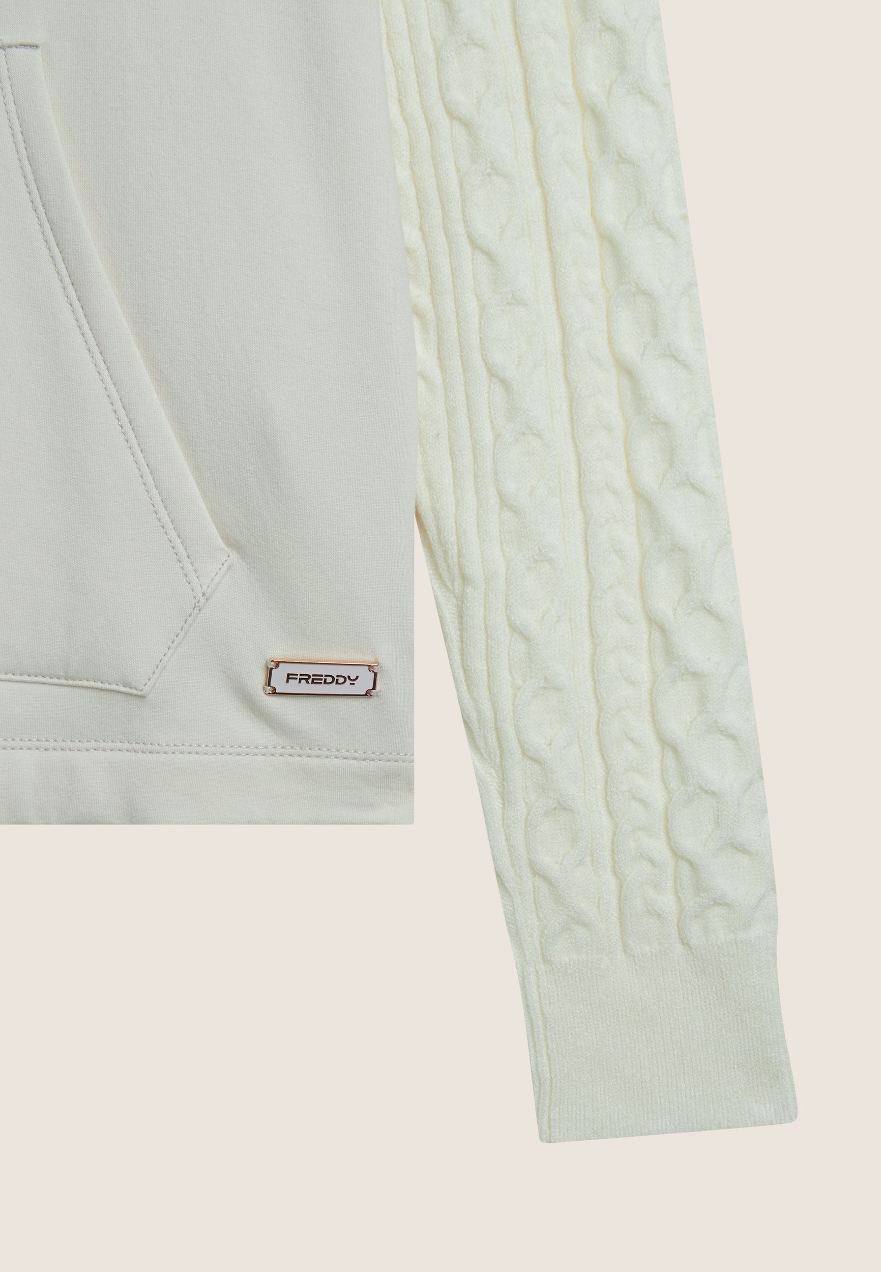 F4WGAIA_Z102_-_W_L 8