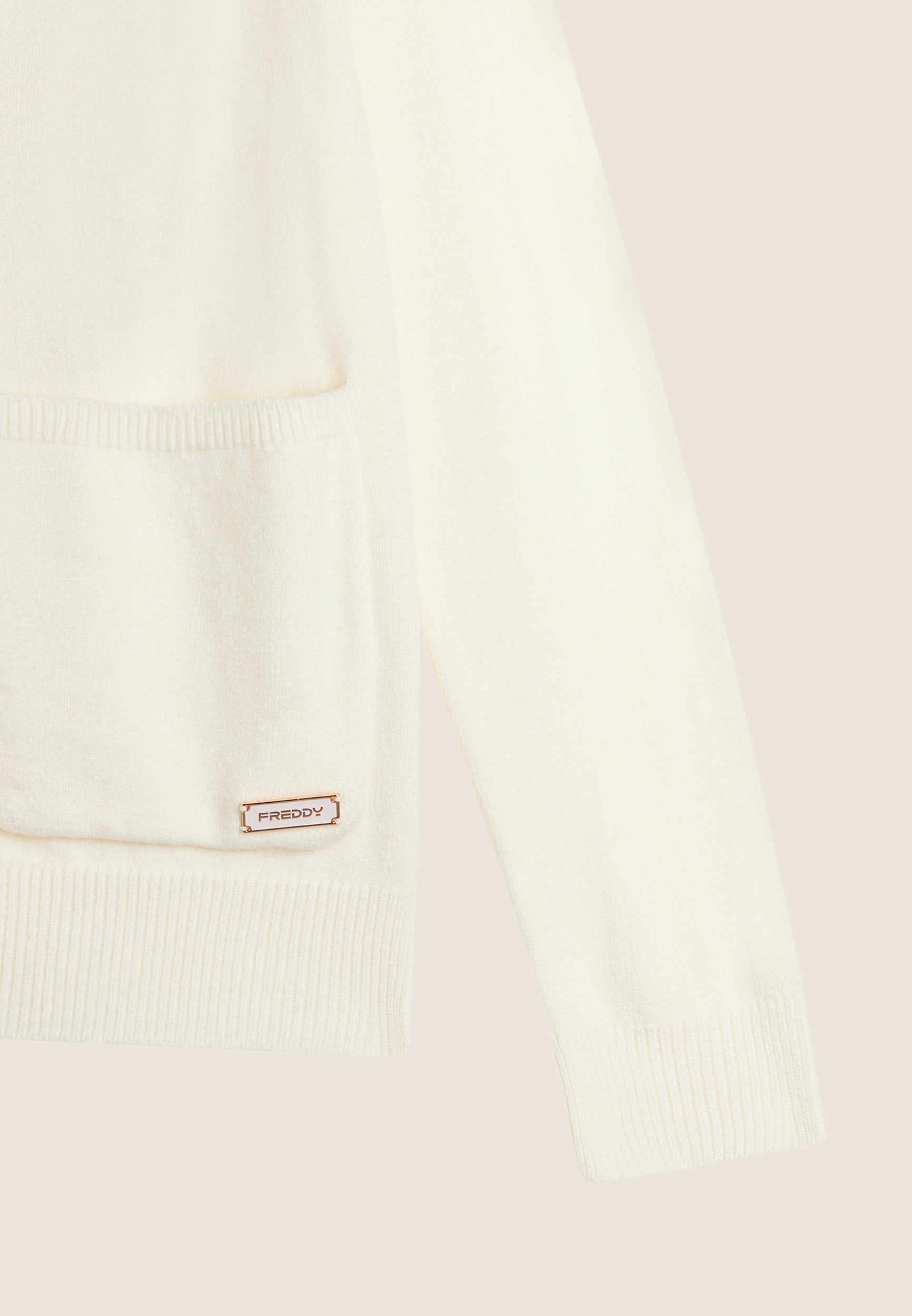 F4WISA_Z102_-_W_XS 7