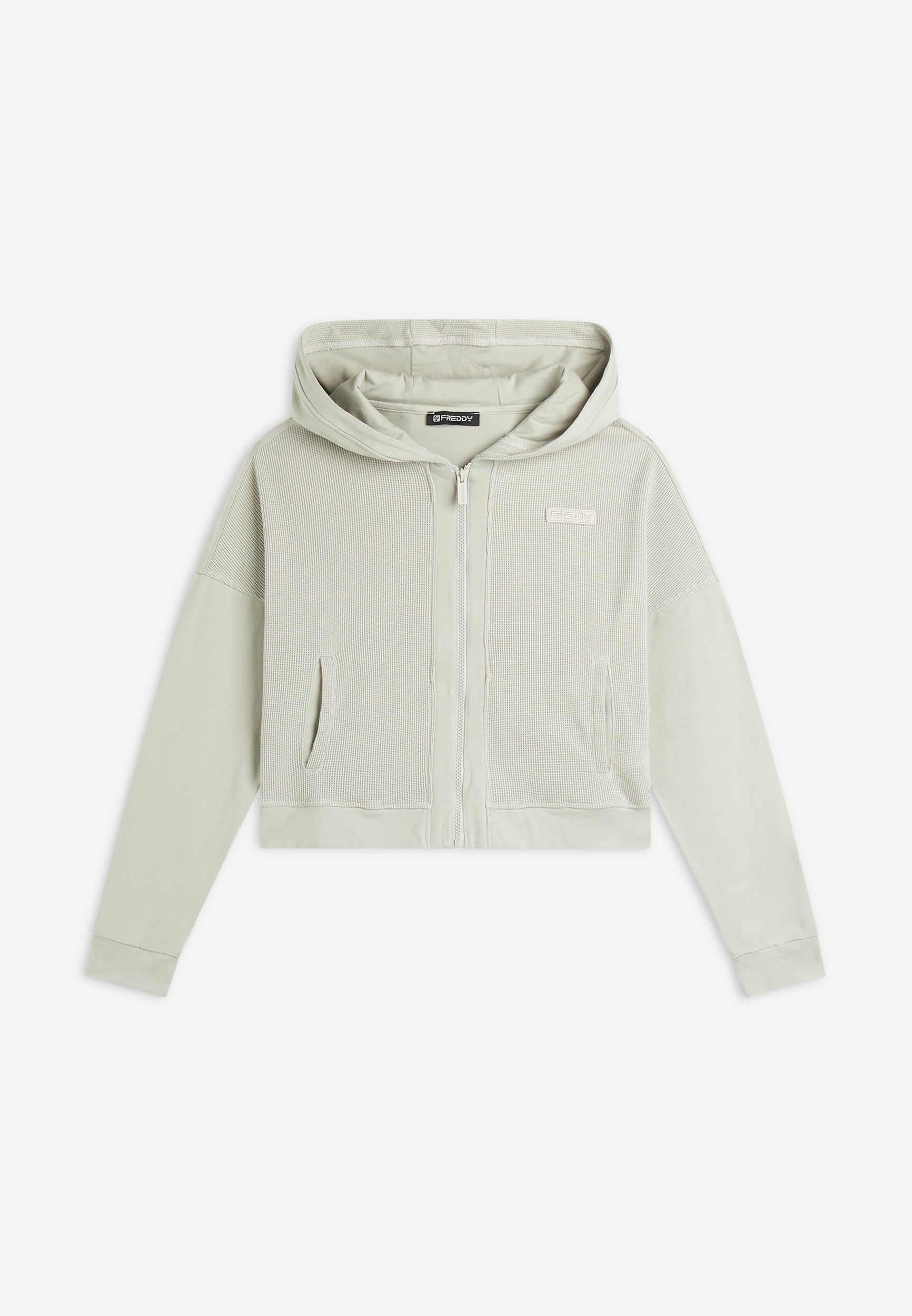 F4WJULIAS10_Z83_-_W_XS 1