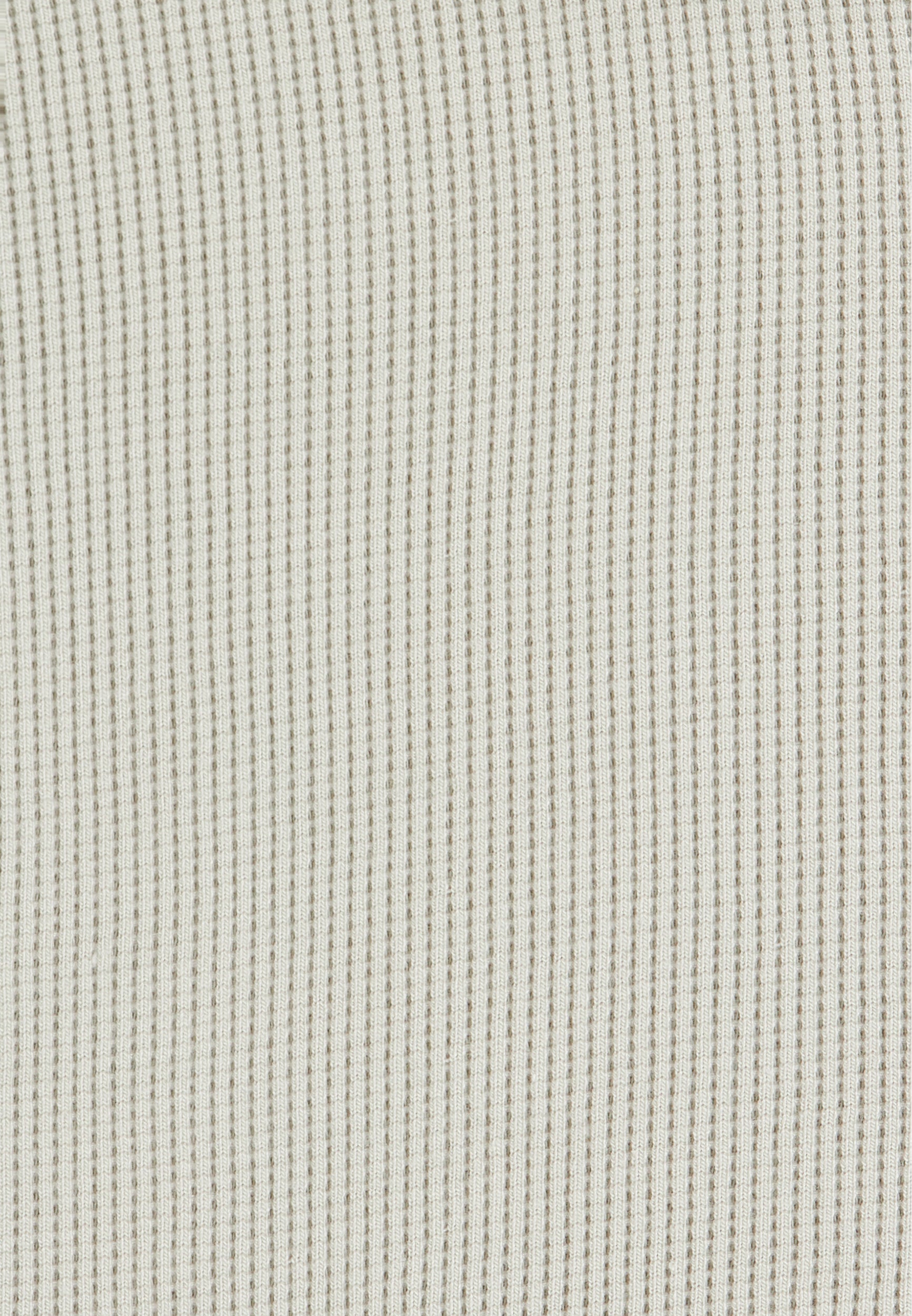 F4WJULIAS10_Z83_-_W_XS 4