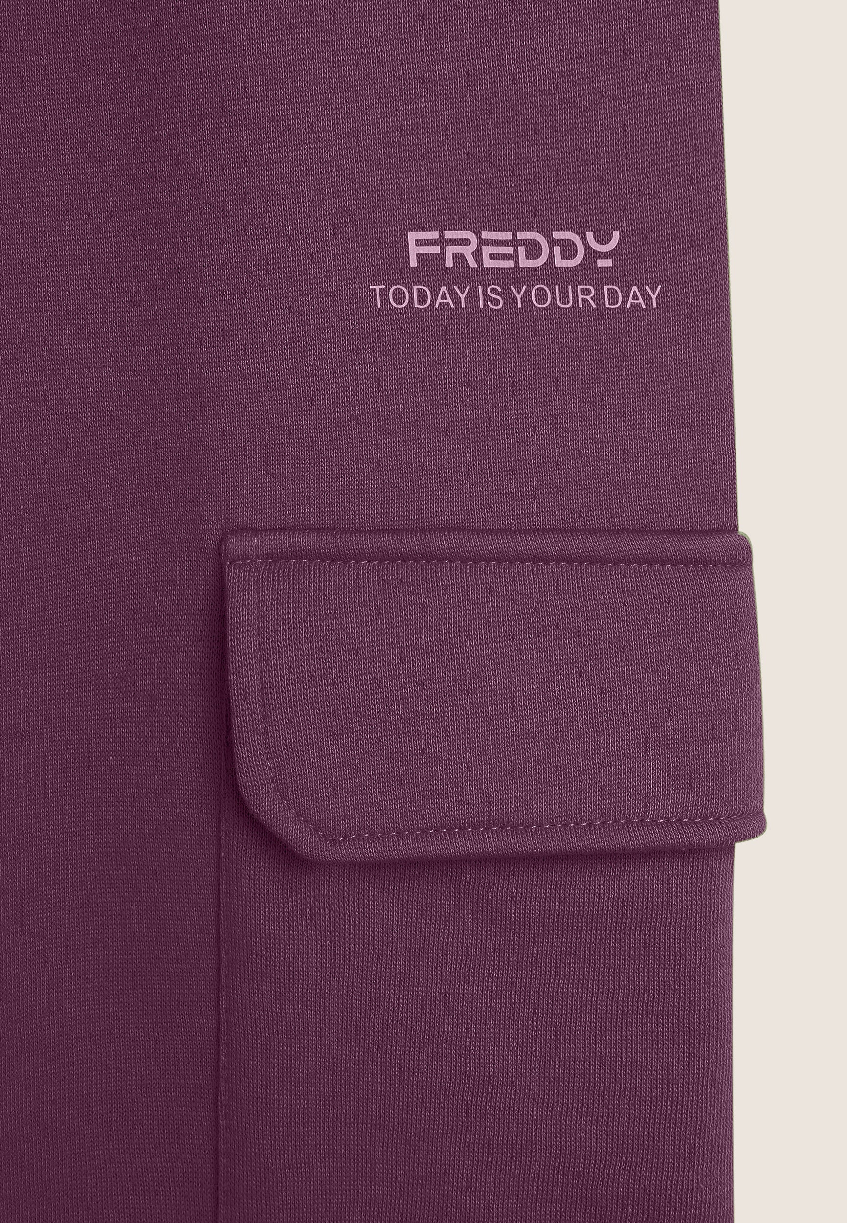 F4WMCP5_E61_-_W_XXS 3