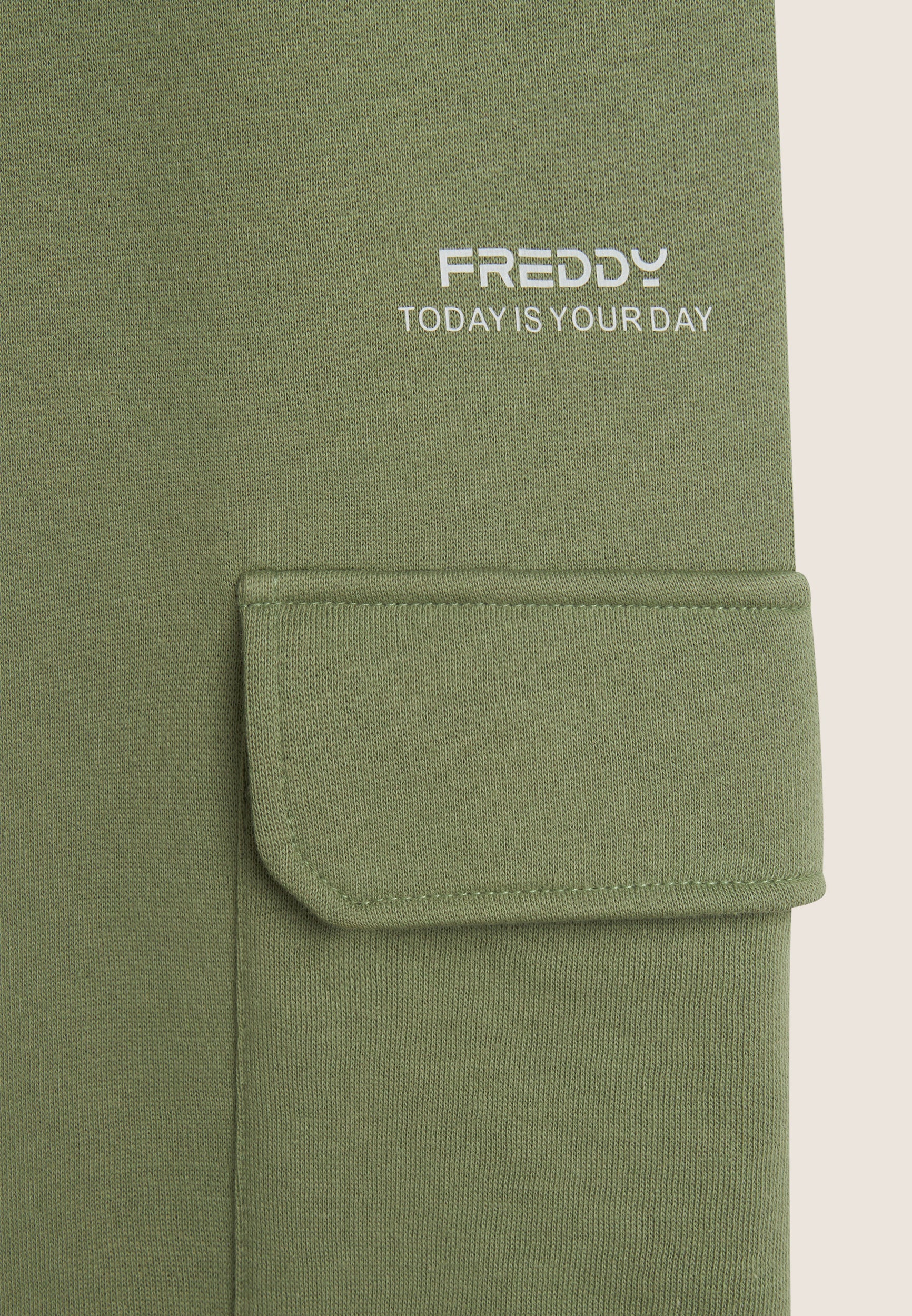 F4WMCP5_V135_-_W_S 3