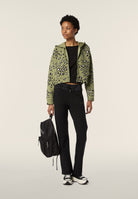 F4WMCS8C_ANI100_-_W_L 1