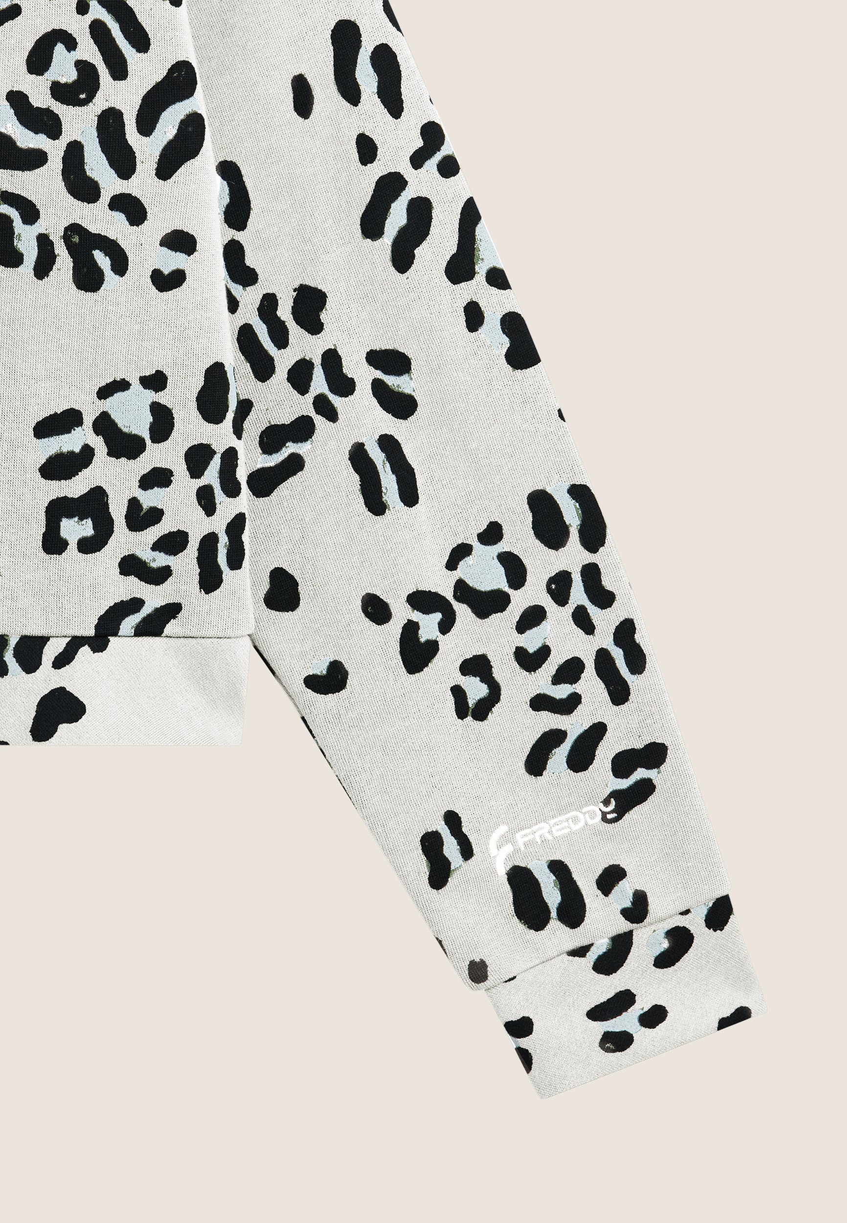 F4WMCS9C_ANI101_-_W_XXS 3